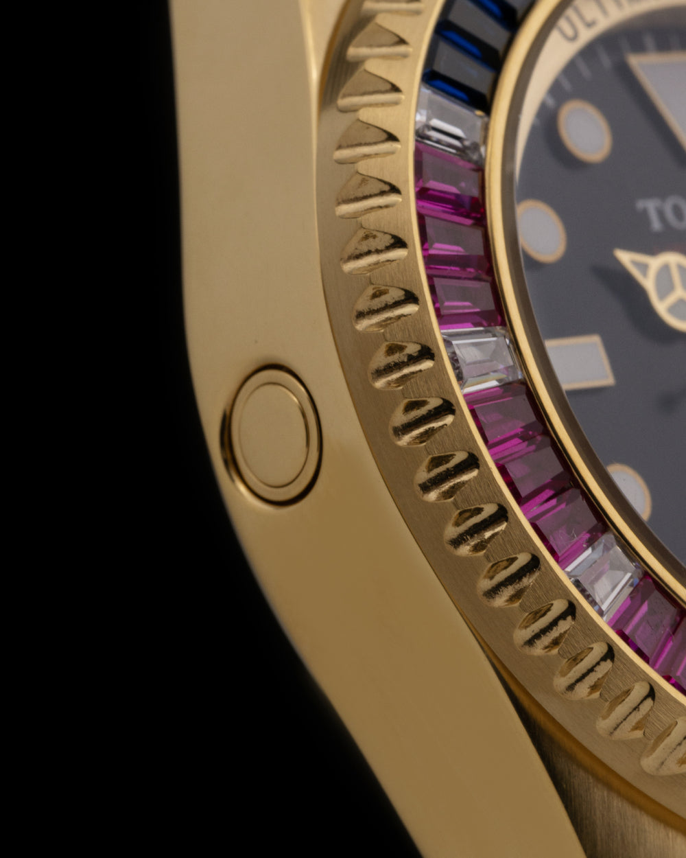 Ultimate Diver GR06-D6 (Gold/Black) with Pink Blue White Crystal (Gold Stainless Steel)