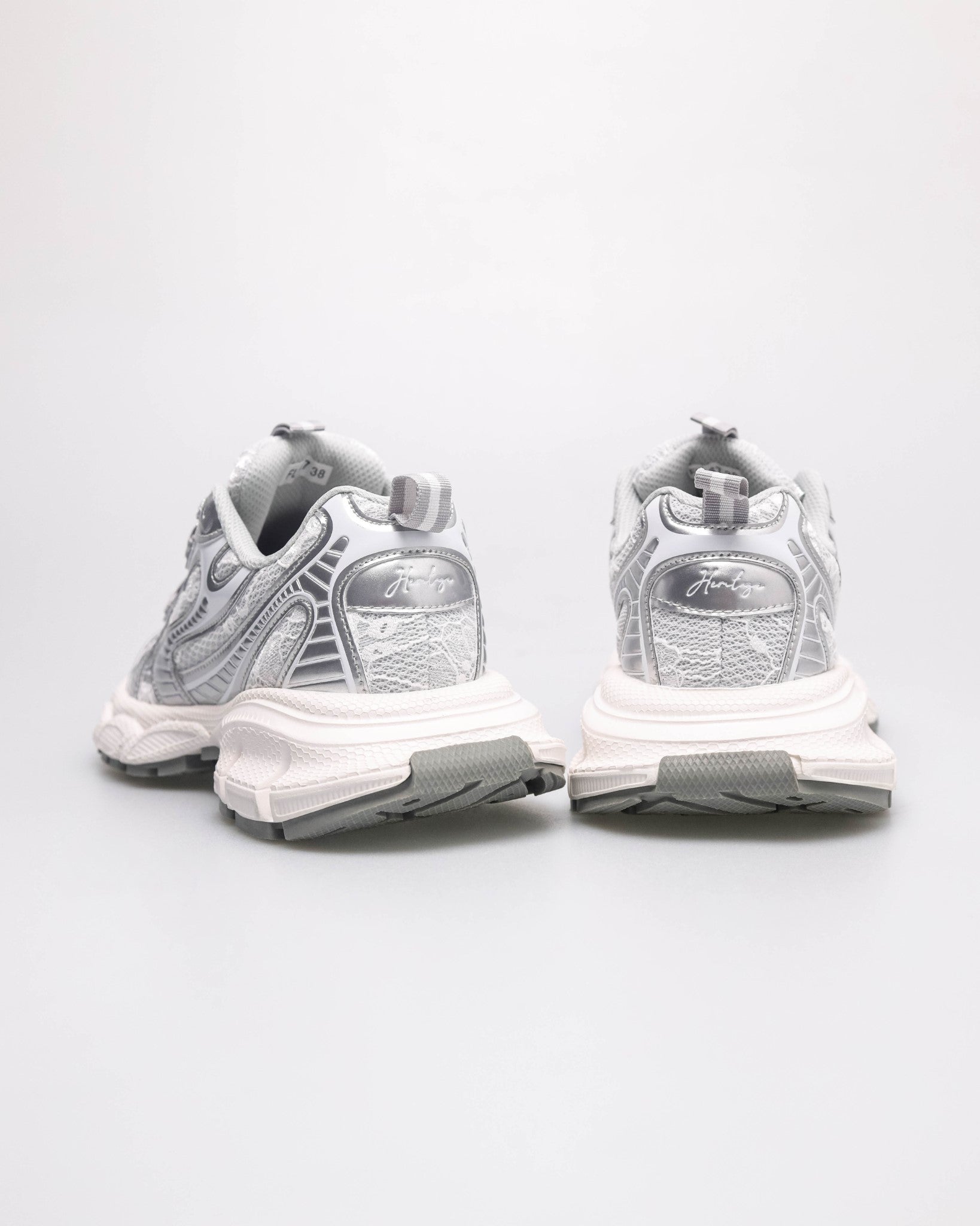 #color_silver