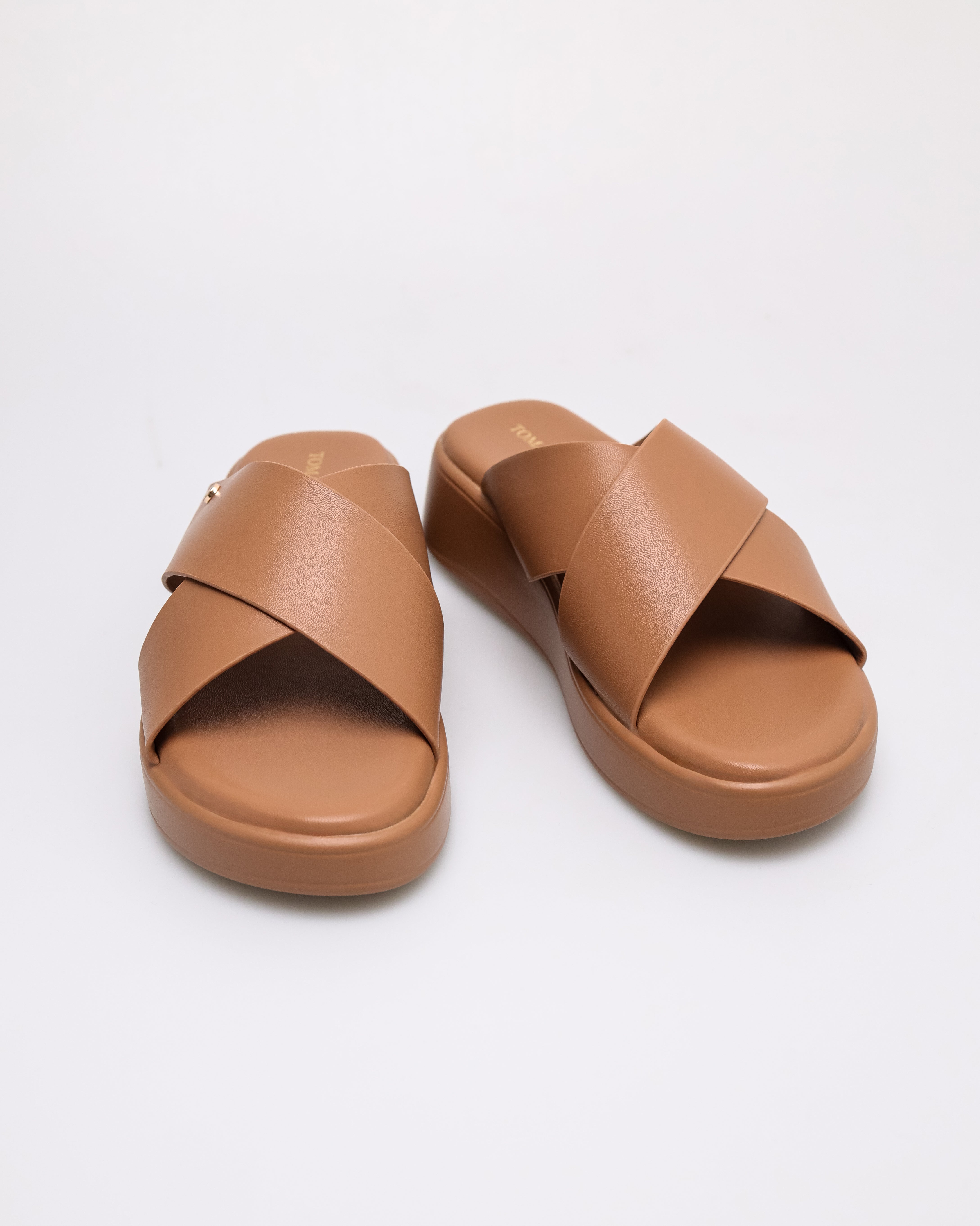 #color_dark brown