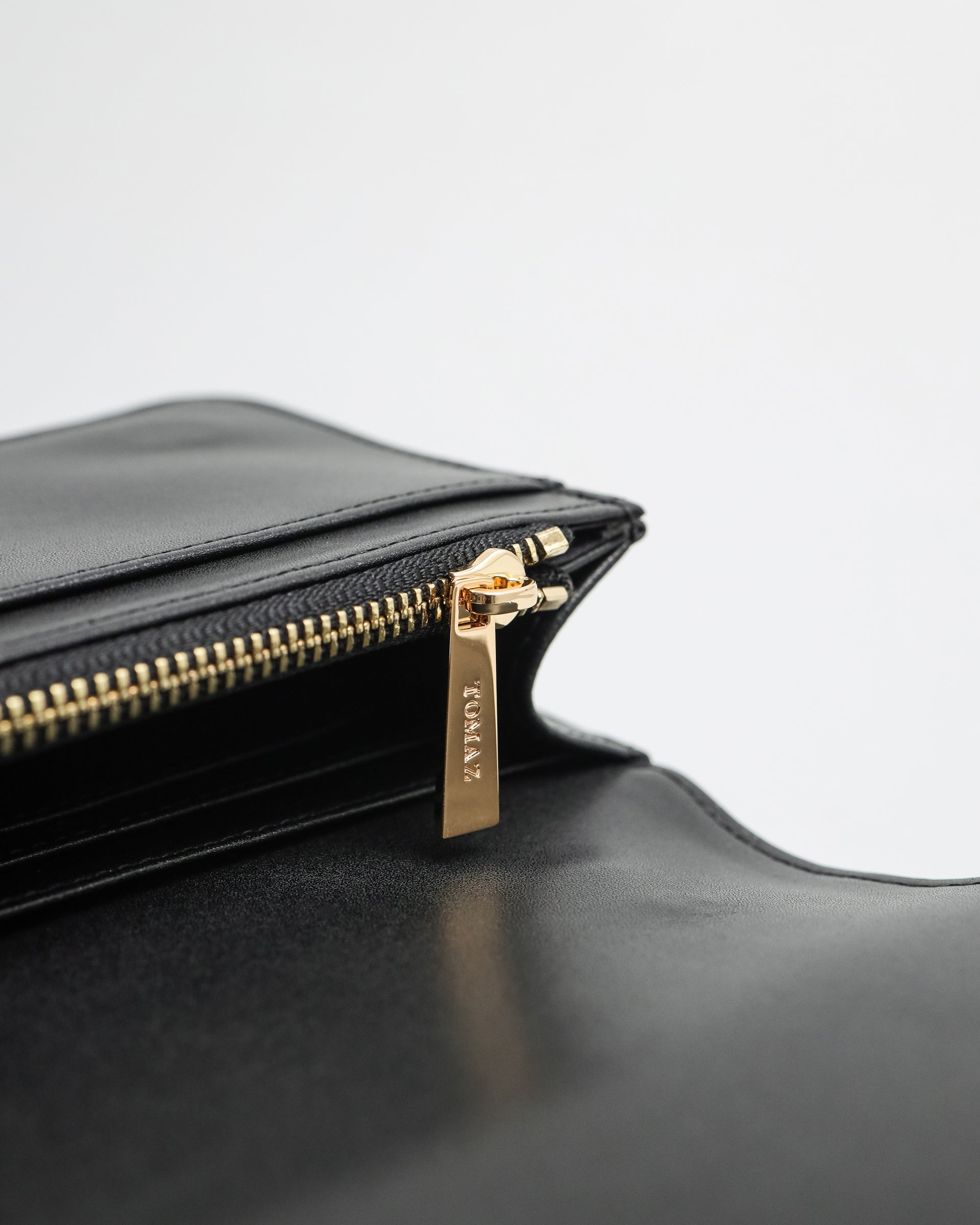 Tomaz BL178 Ladies Sling Bag