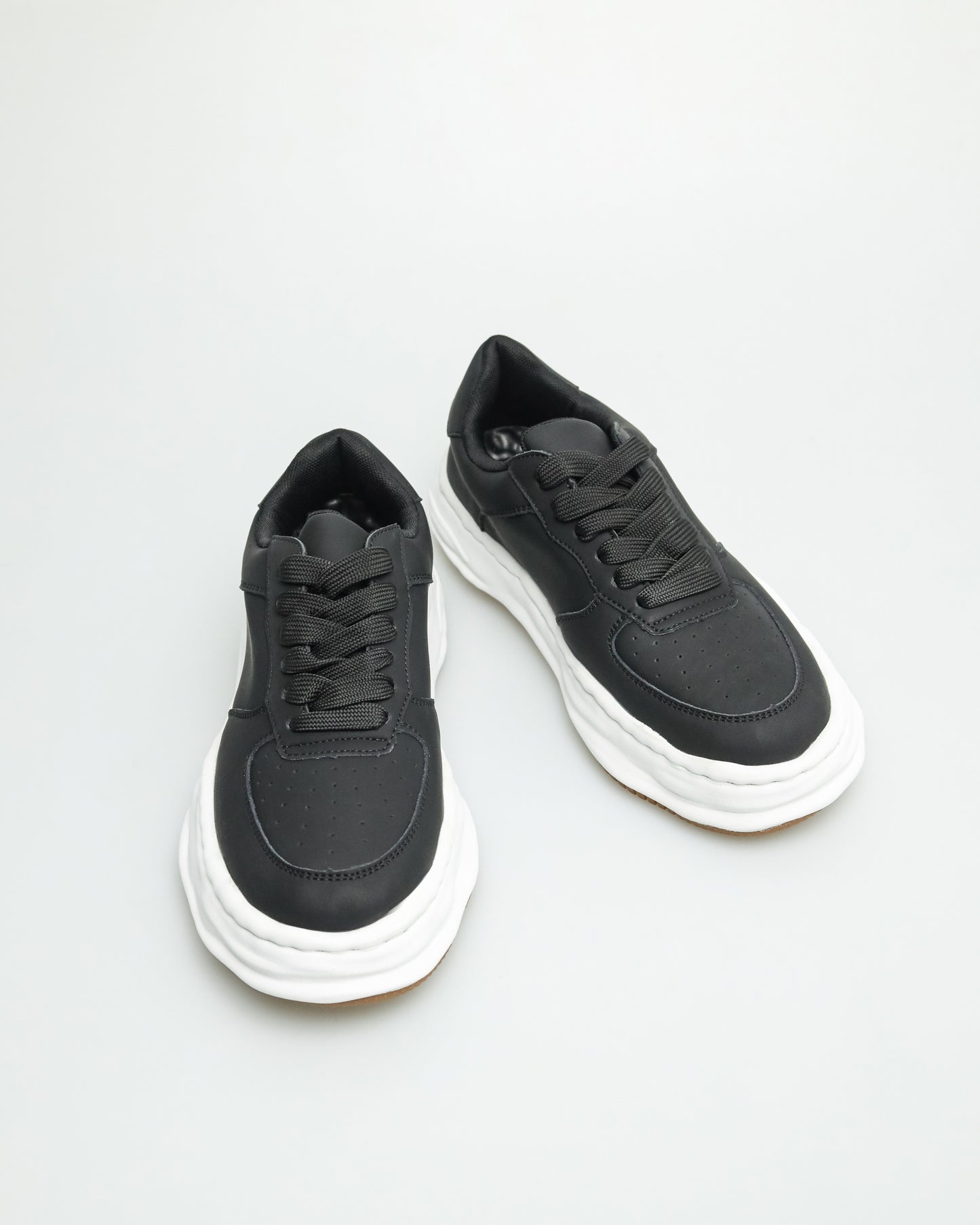 Tomaz TY020 Men's Sneakers (Black)