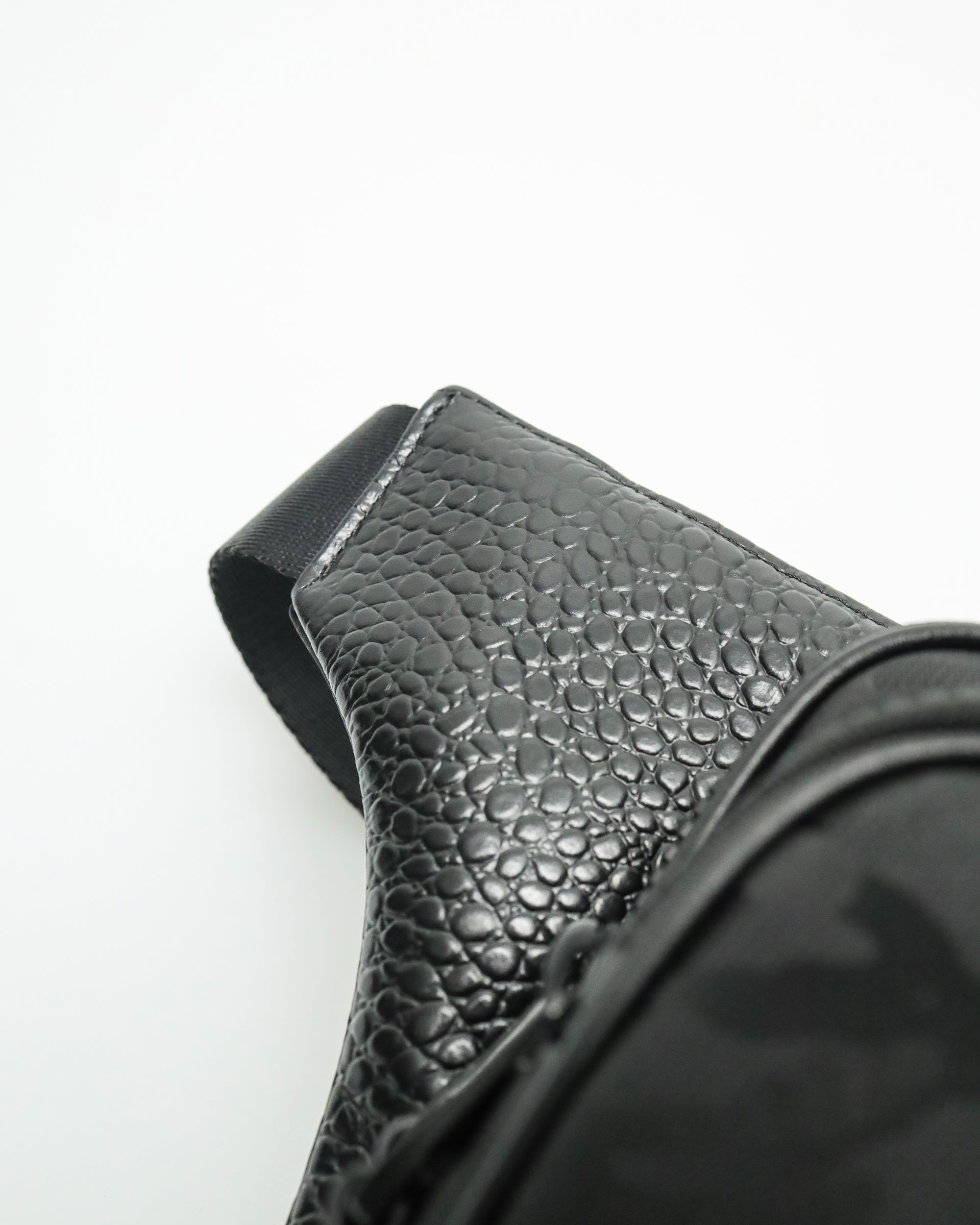 Beg Silang Badan Lelaki Tomaz NT-TZ390 (Hitam/Unta)