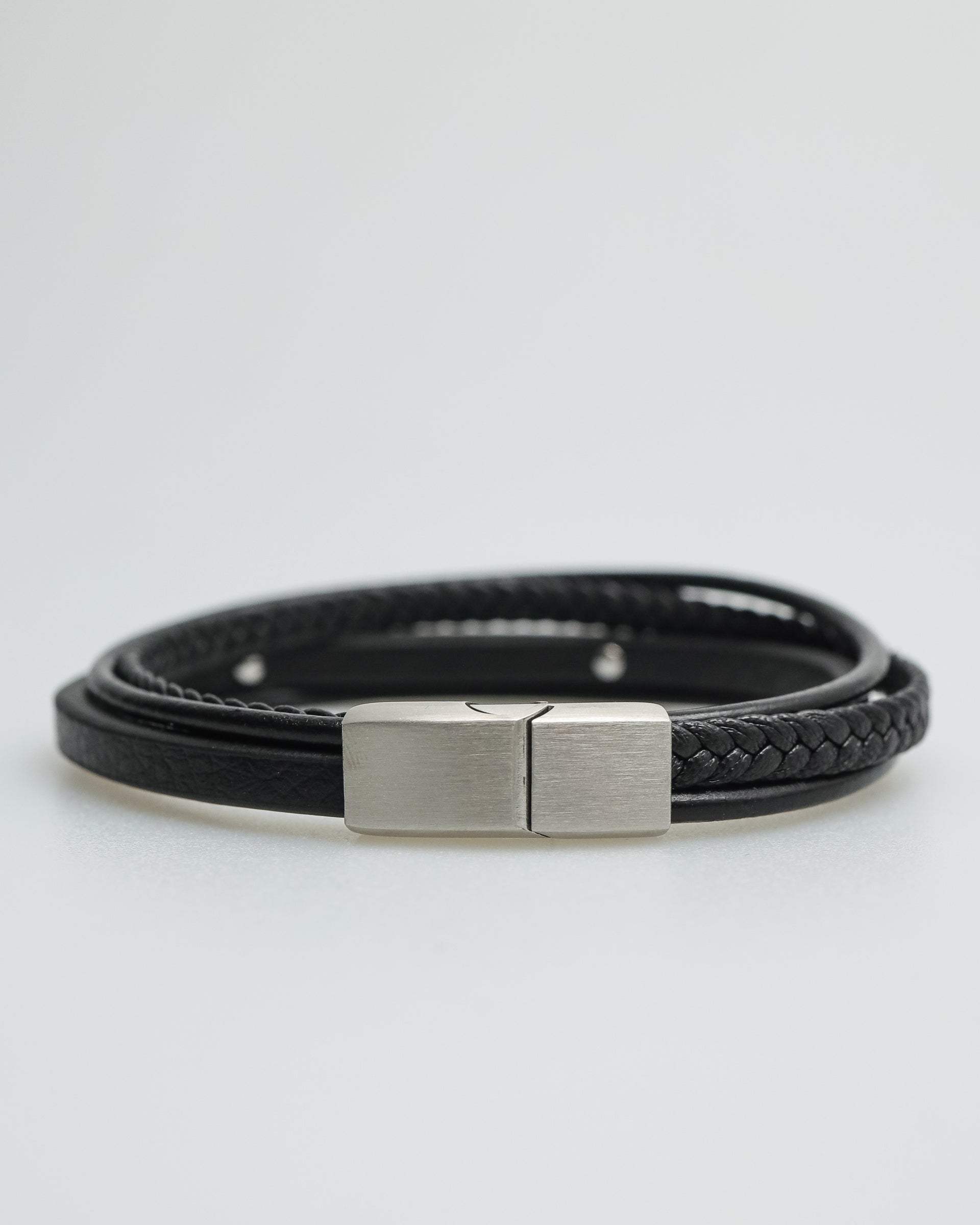 Gelang Tomaz NT402 (Hitam)