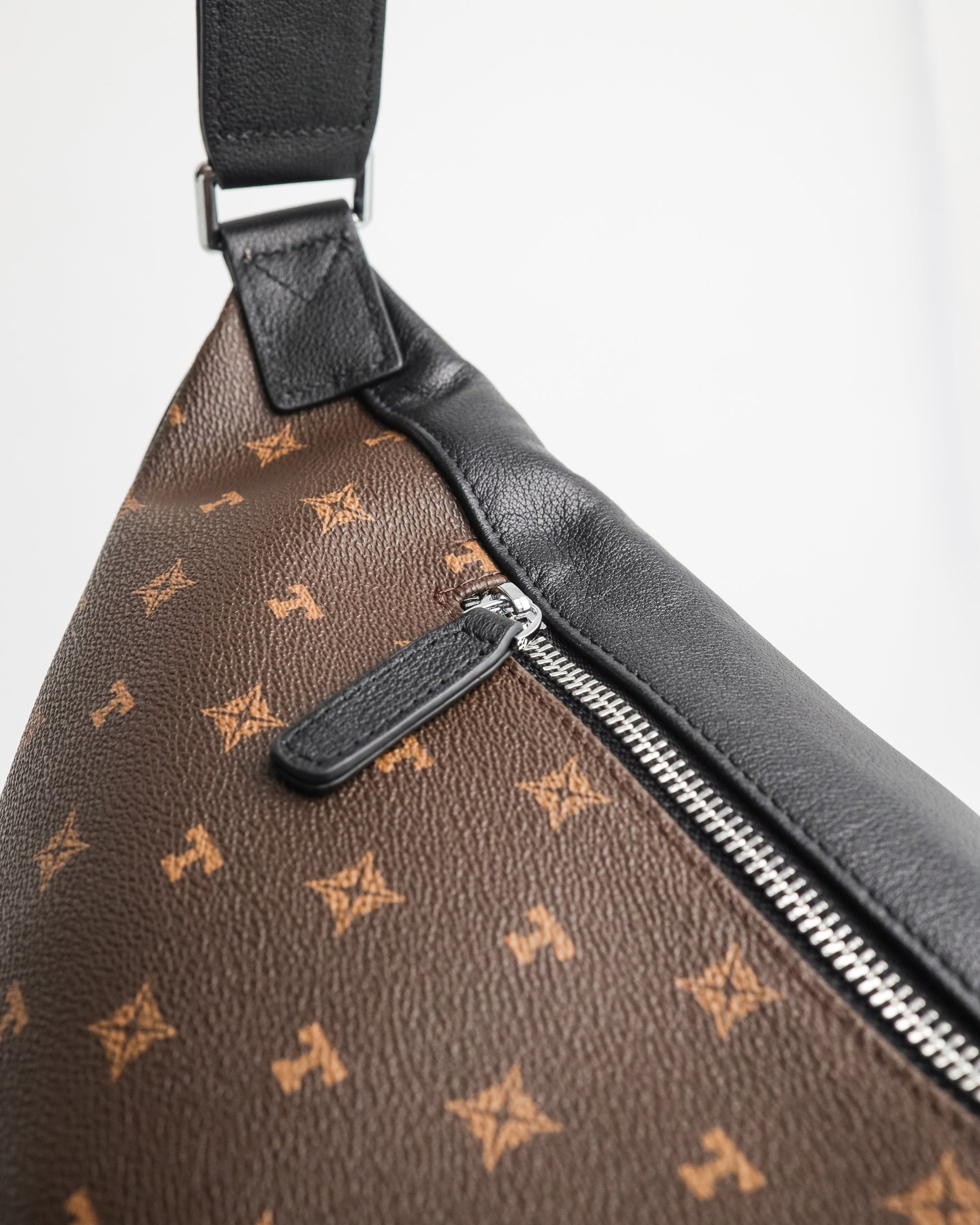 Tomaz NT-TZ405 Monogram Men's Bag