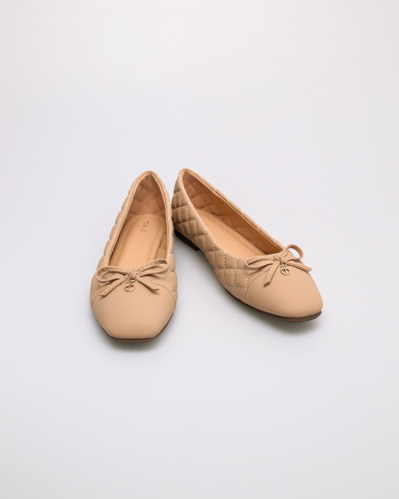 #color_beige