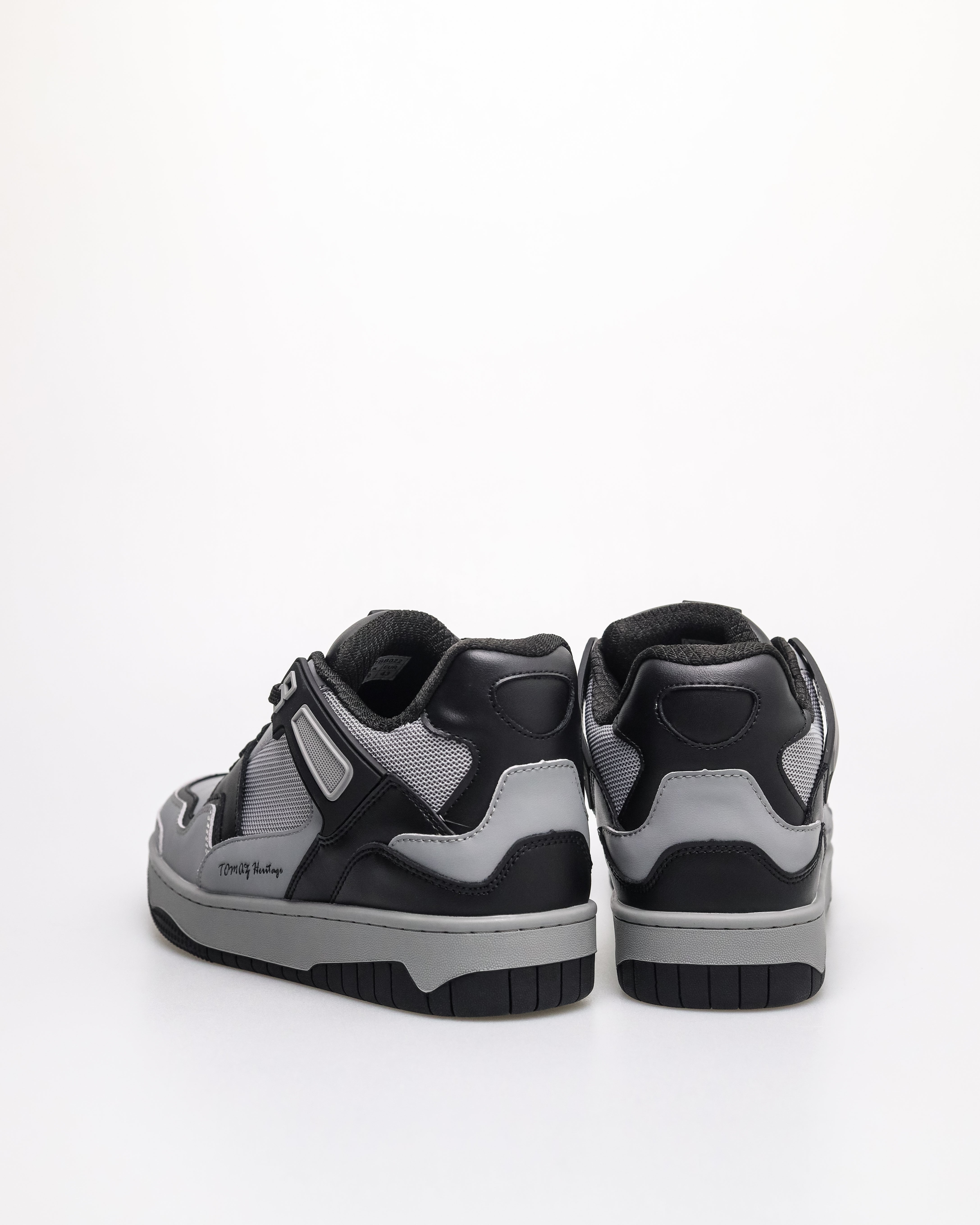 #color_grey/black