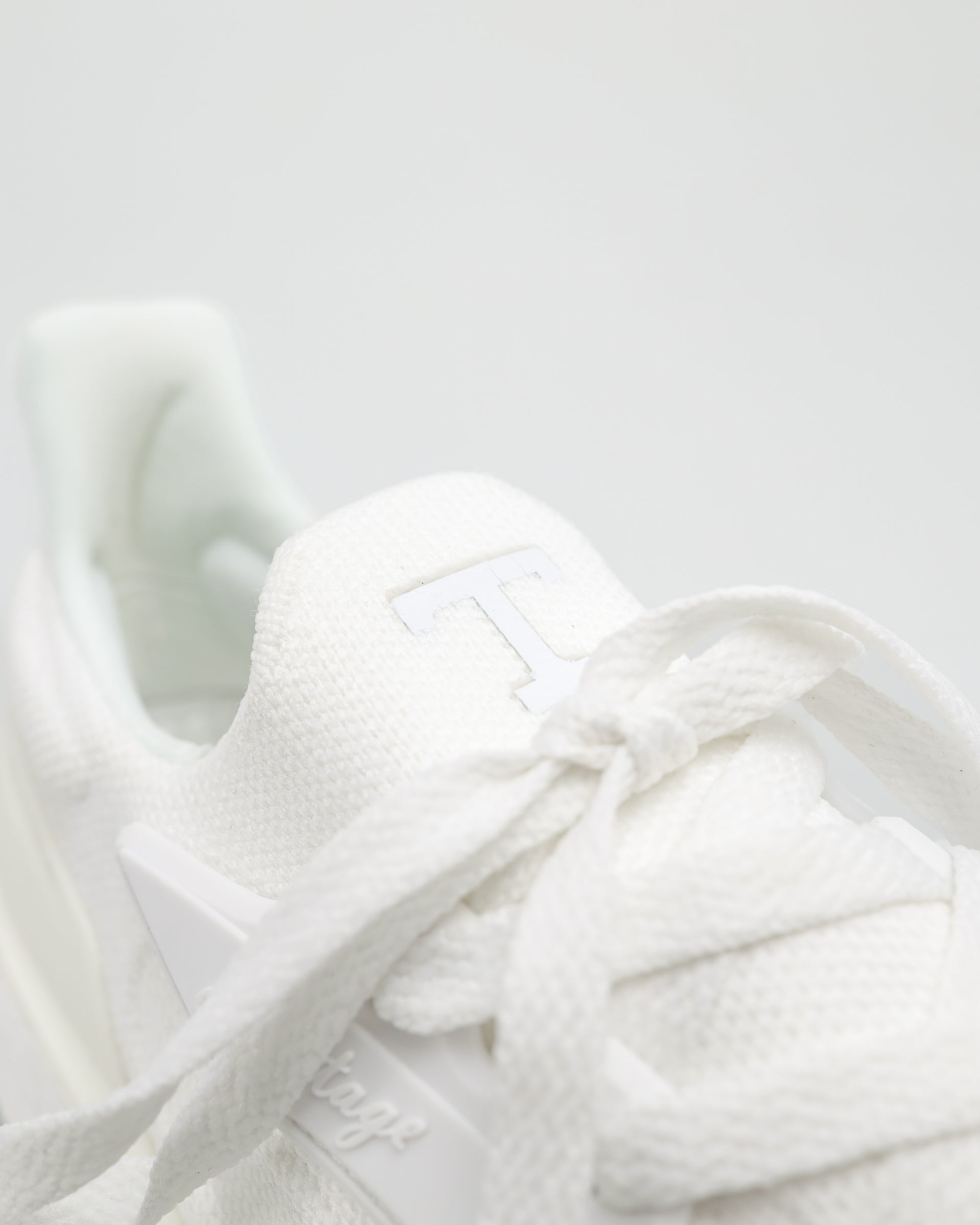 #color_white