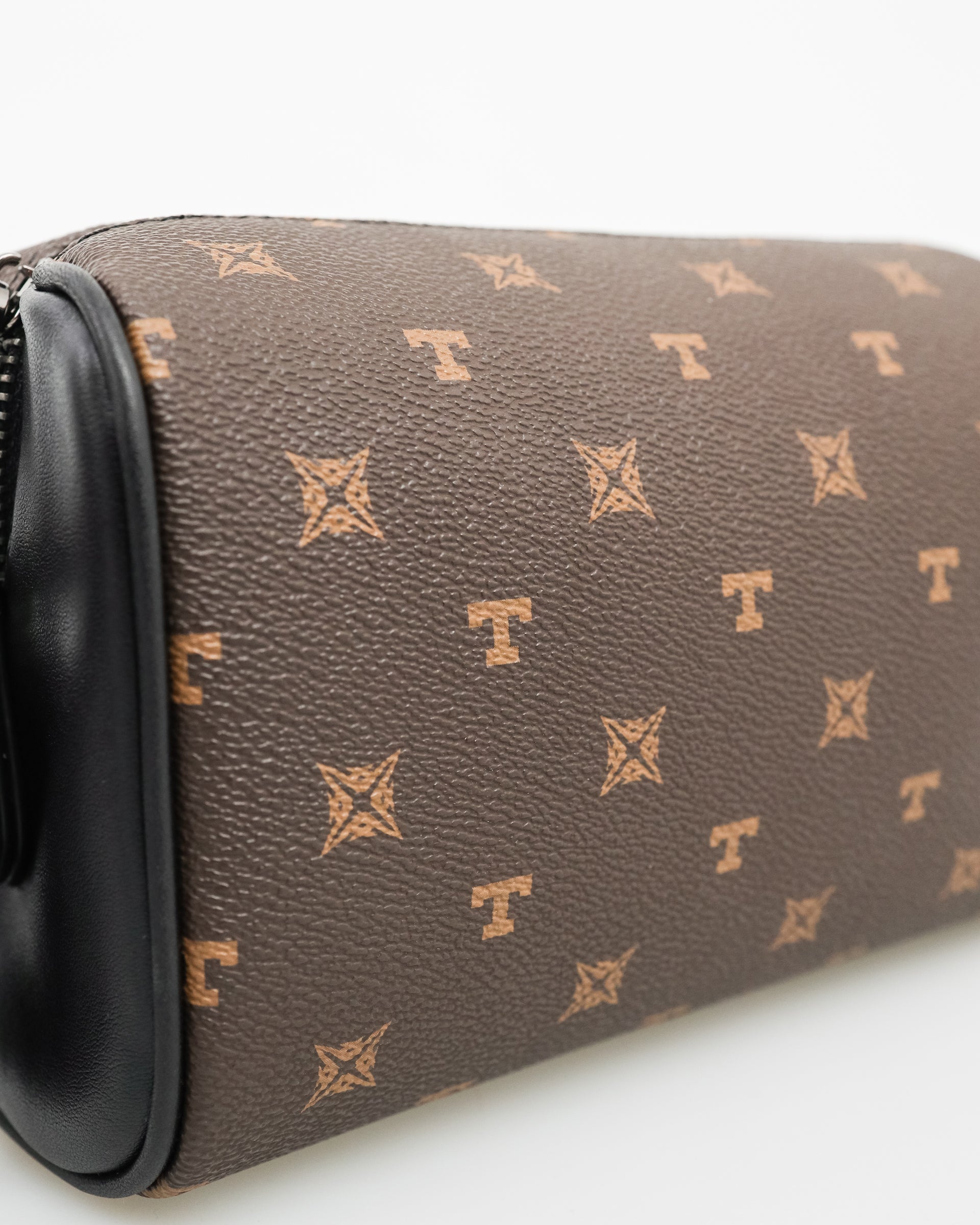 Tomaz NT-TZ410 Monogram Men's Bag