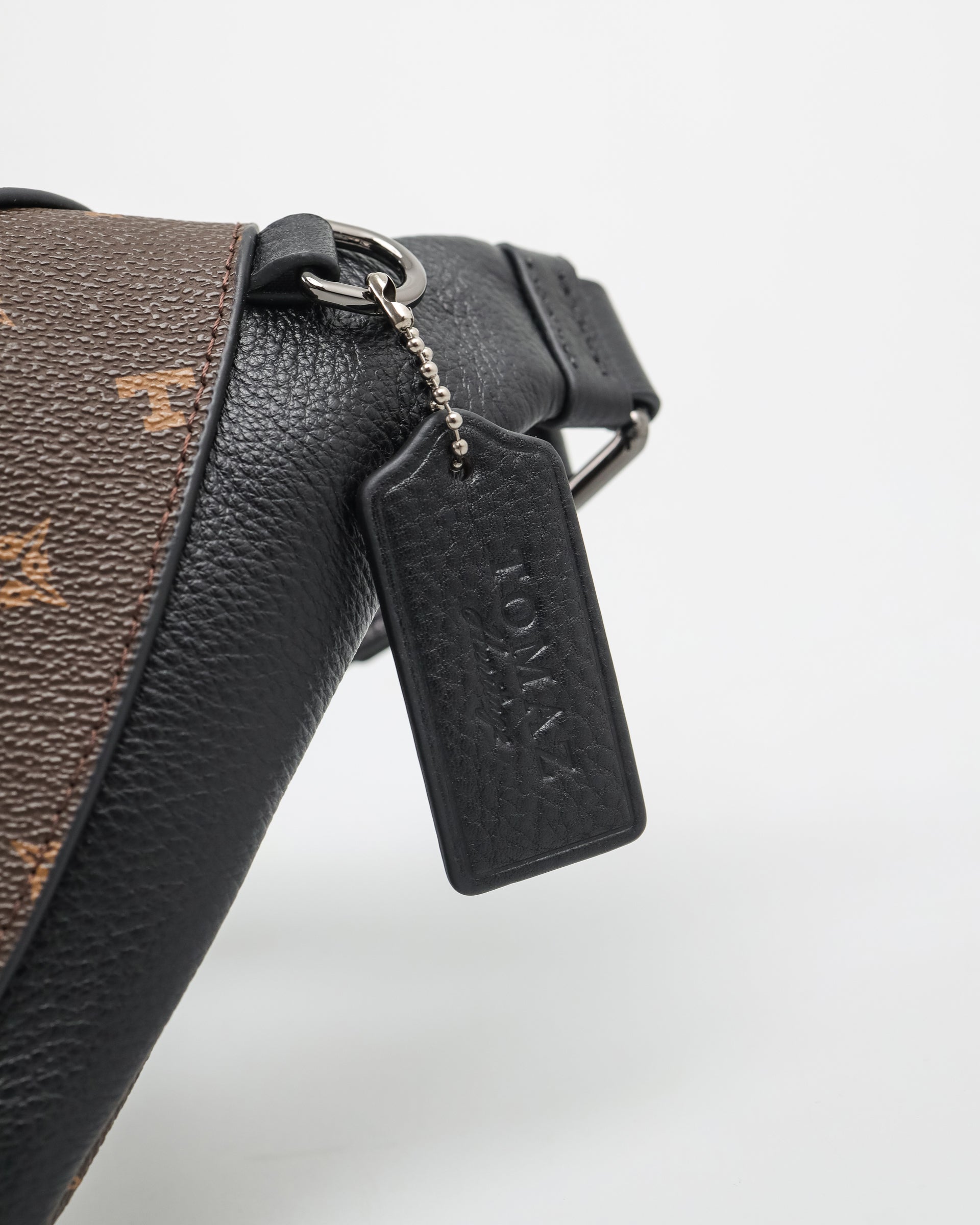 Tomaz NT-TZ403 Monogram Men's Sling Bag