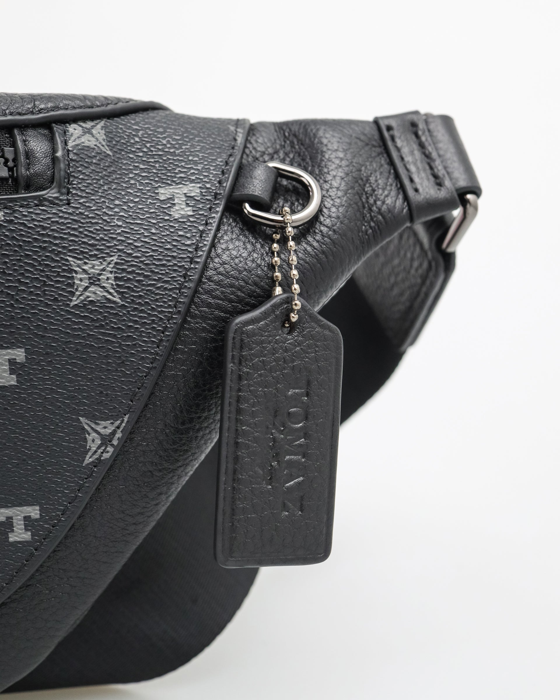 Tomaz NT-TZ402 Monogram Men's Sling Bag