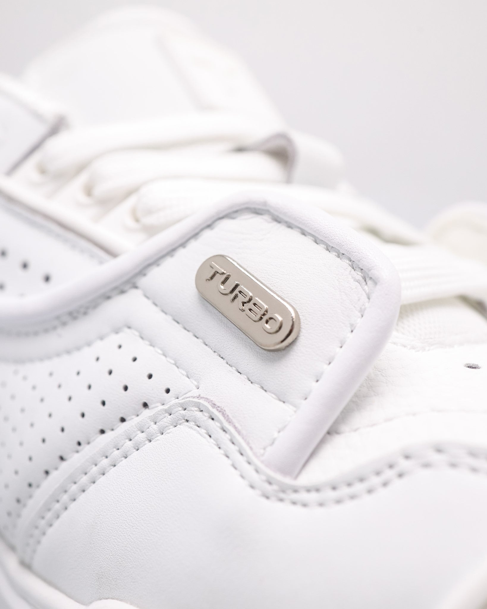 #color_white