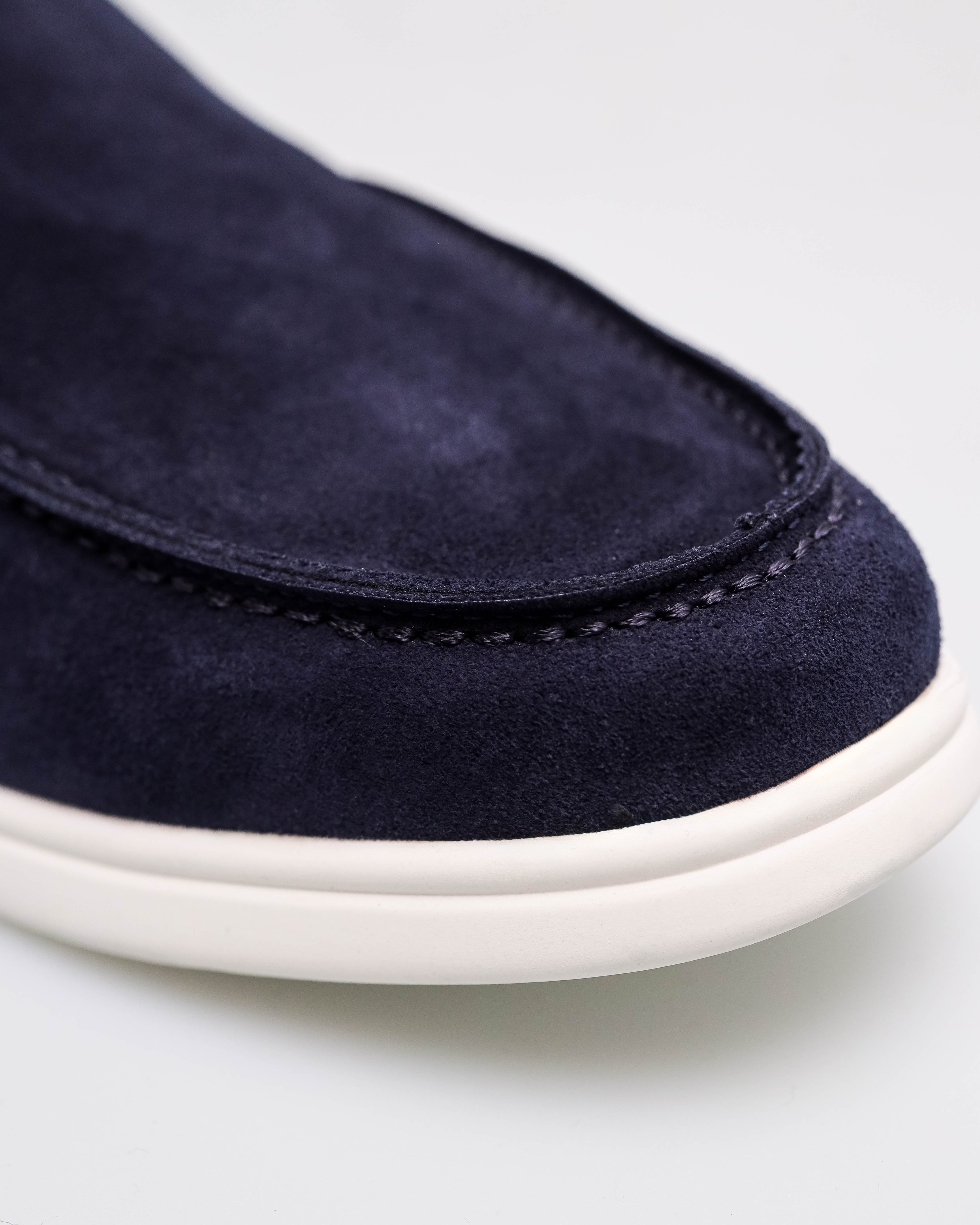 #color_navy