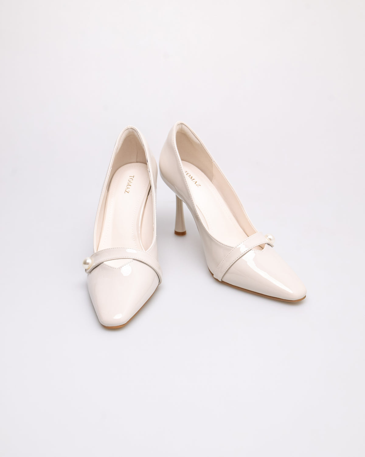 #color_ivory