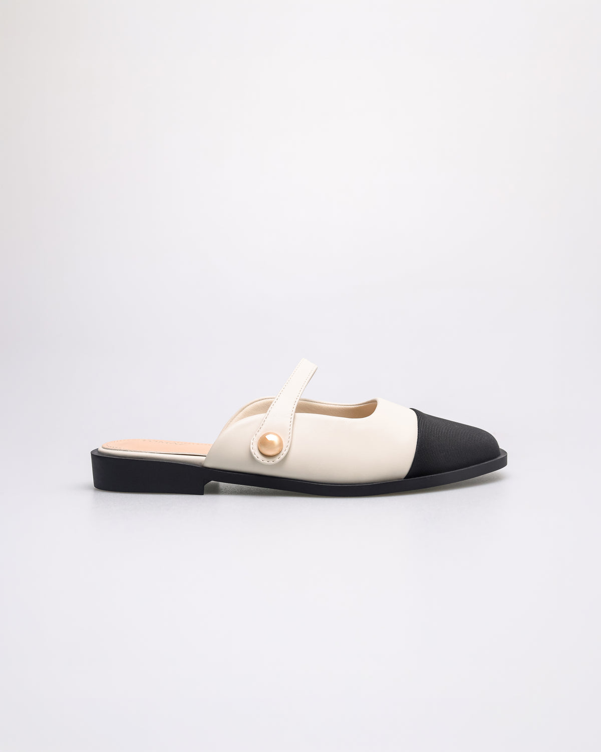 #color_black/cream