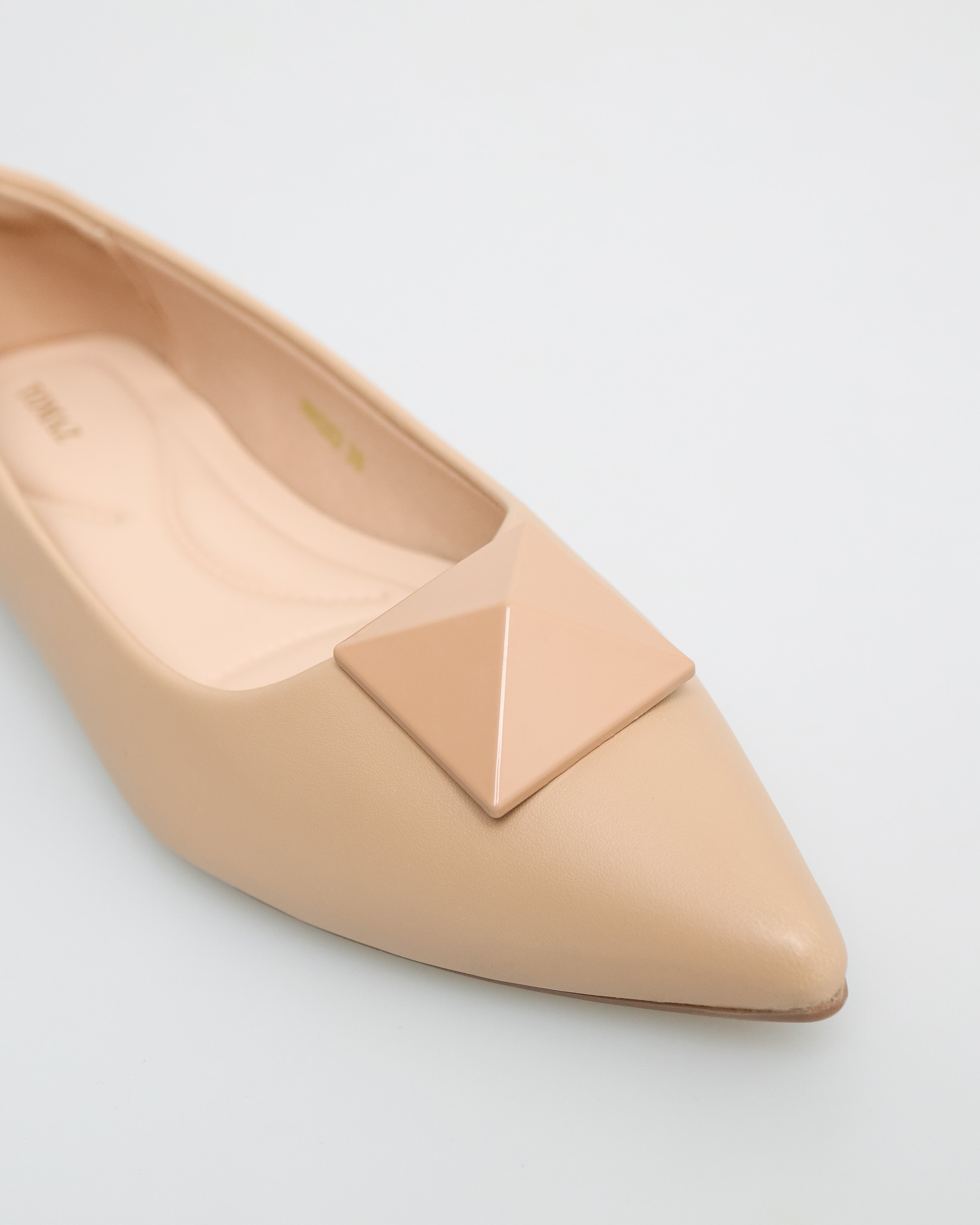 #color_beige