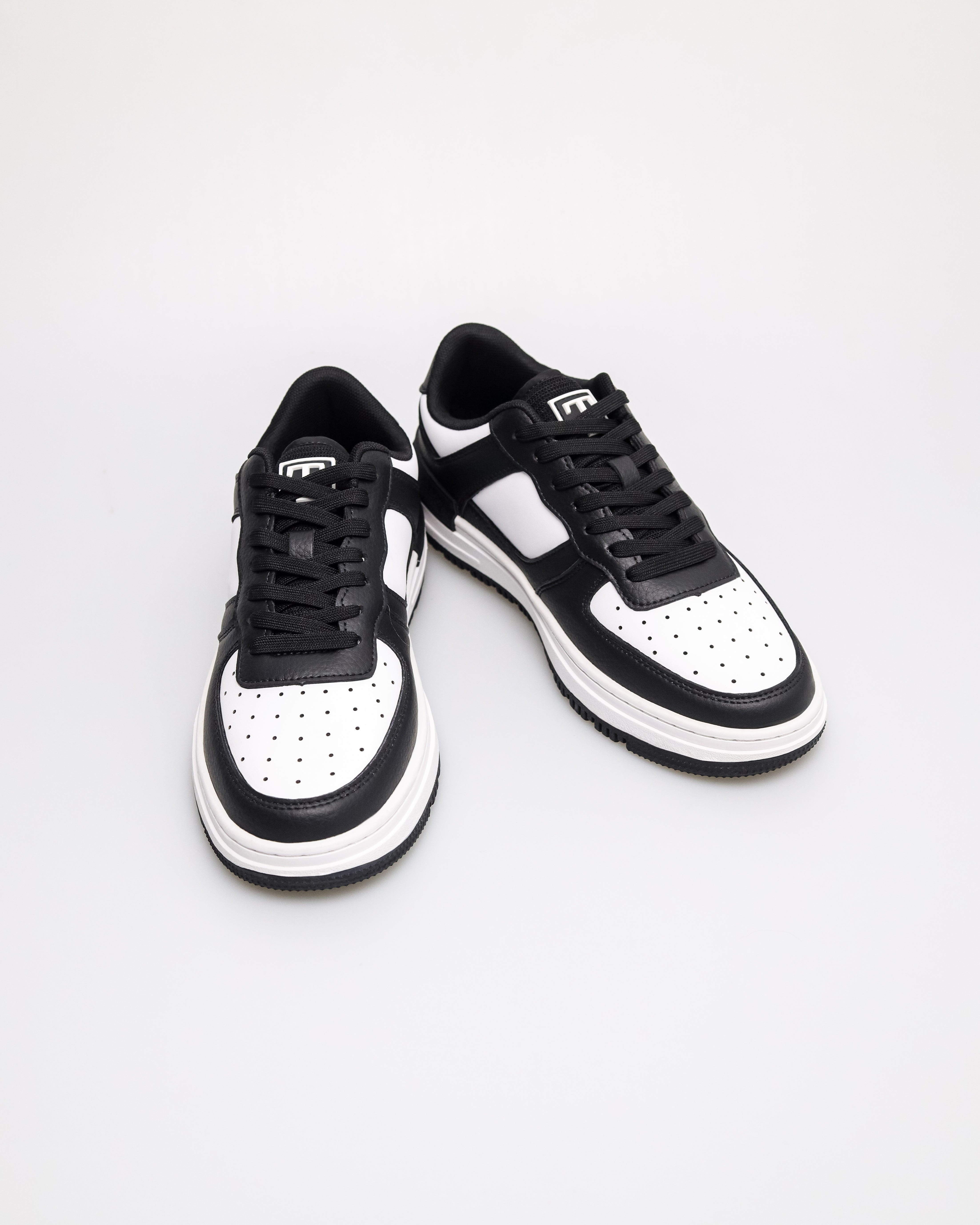 #color_Black/White