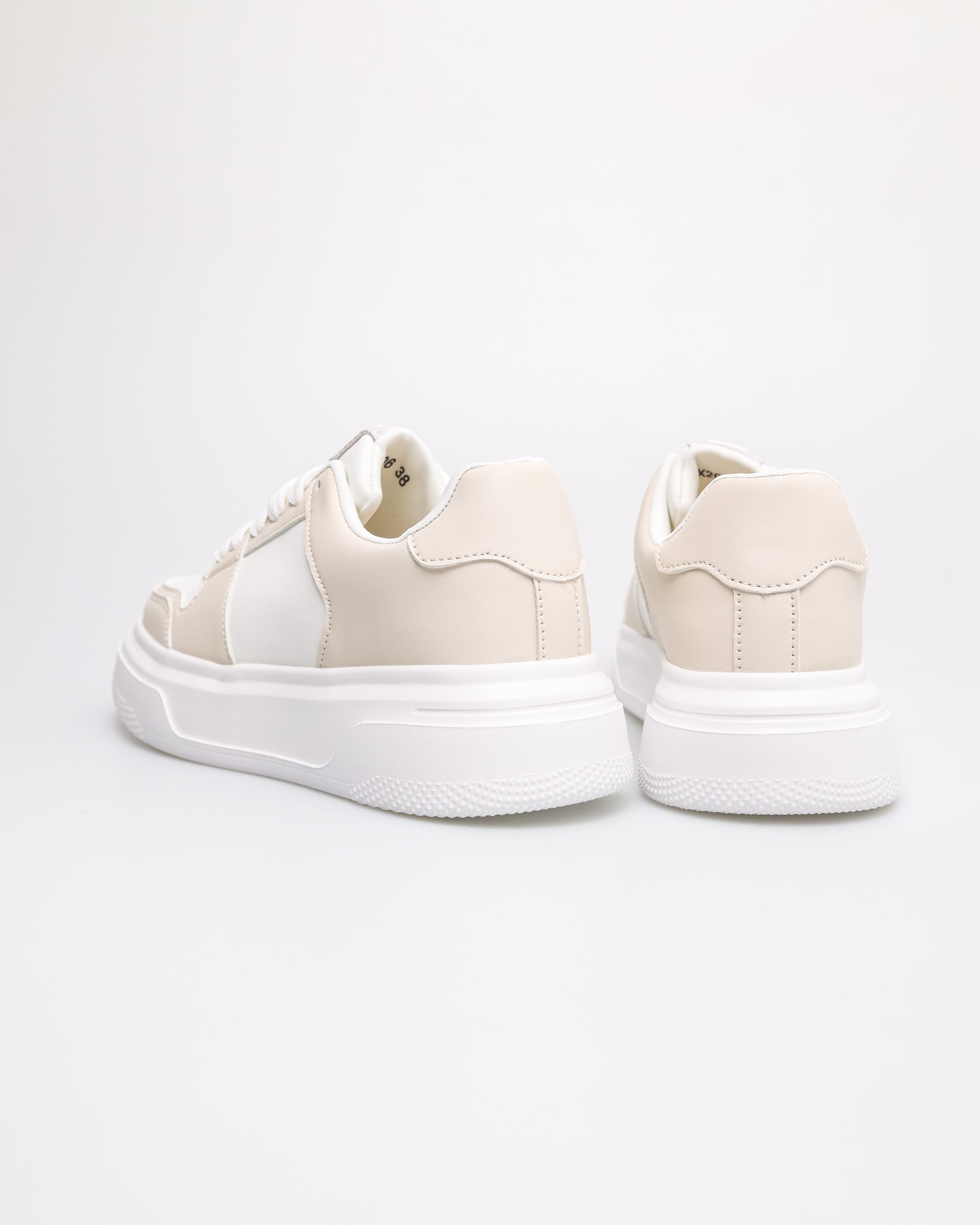 #color_white/beige