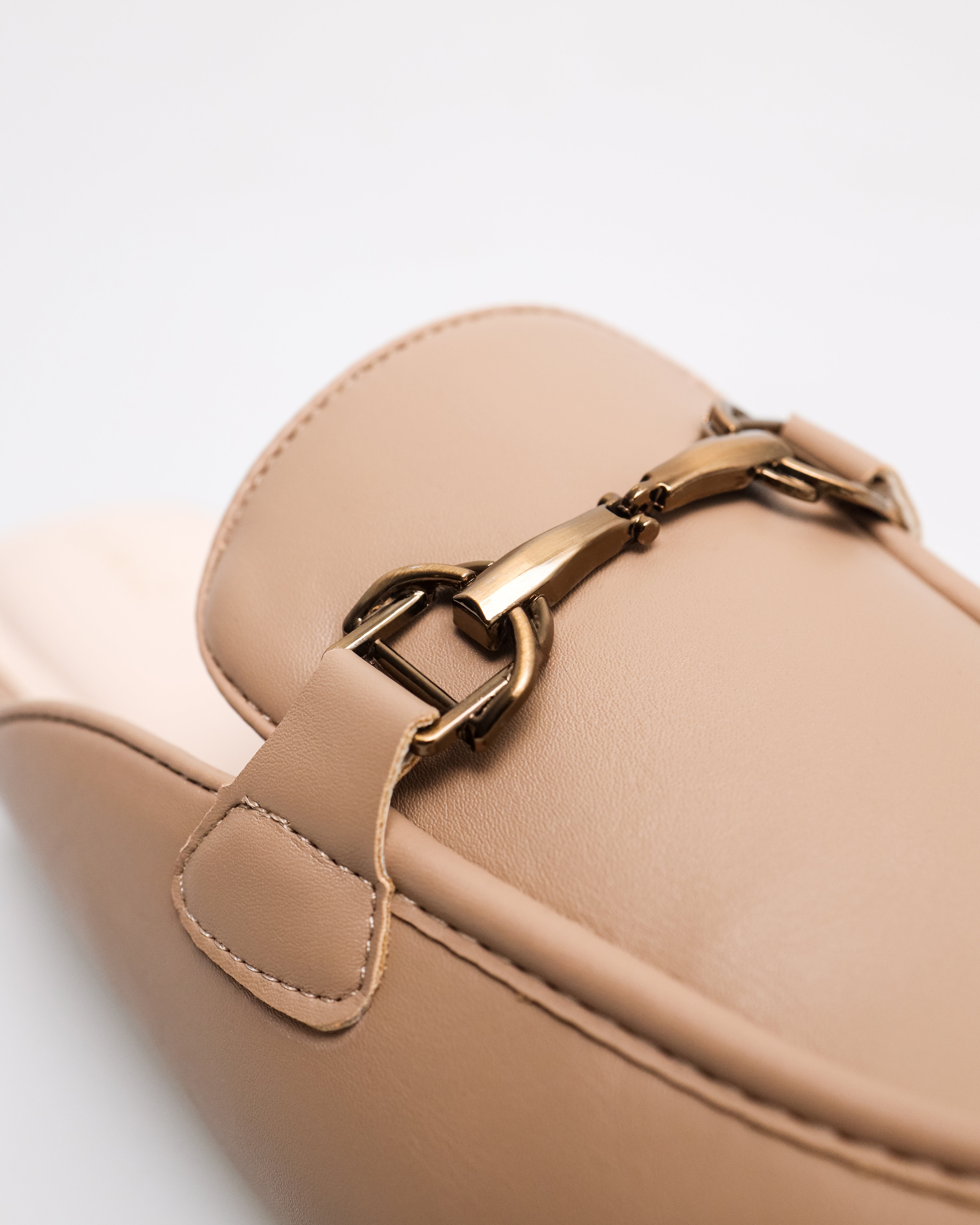 #color_khaki