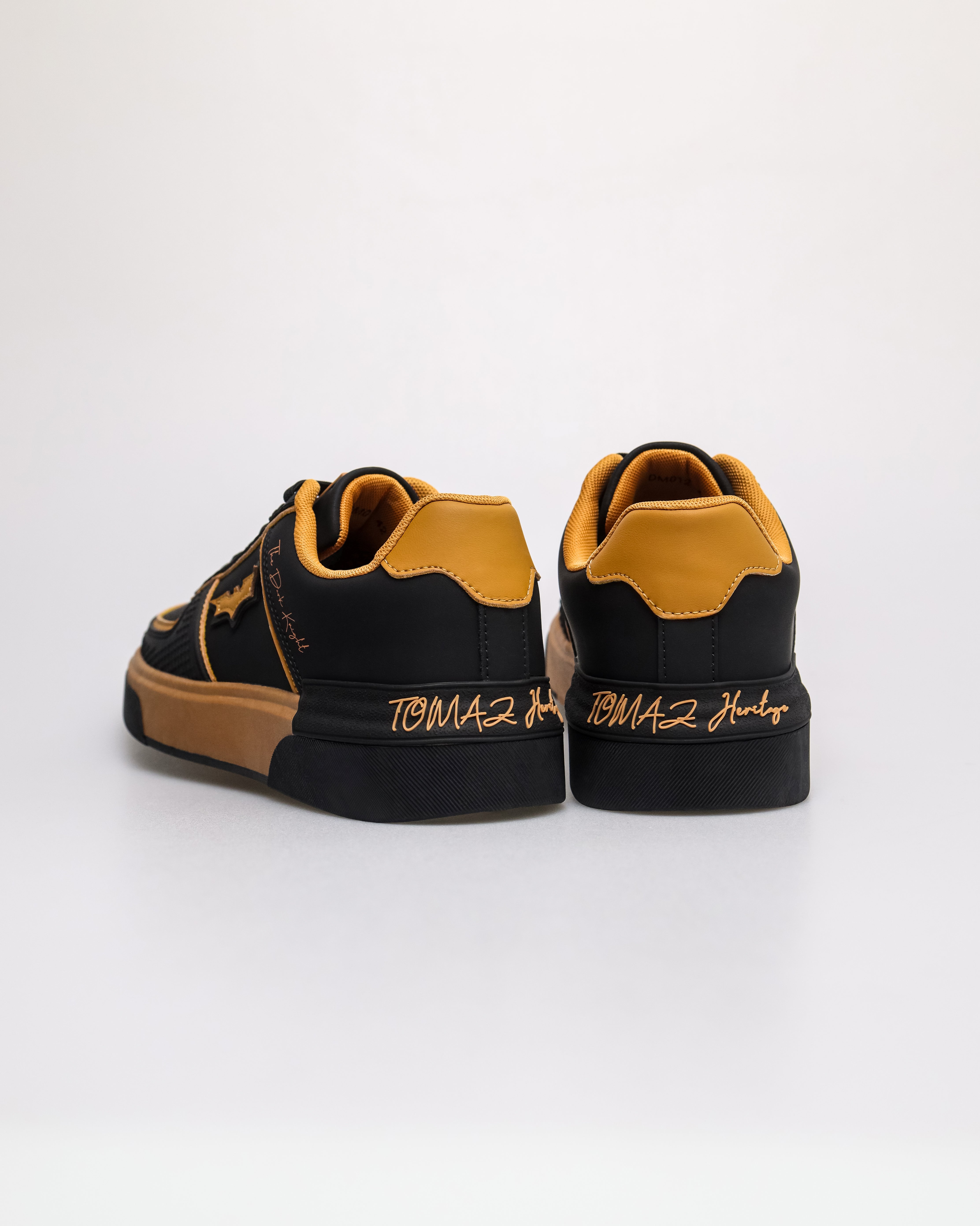 #color_black/yellow
