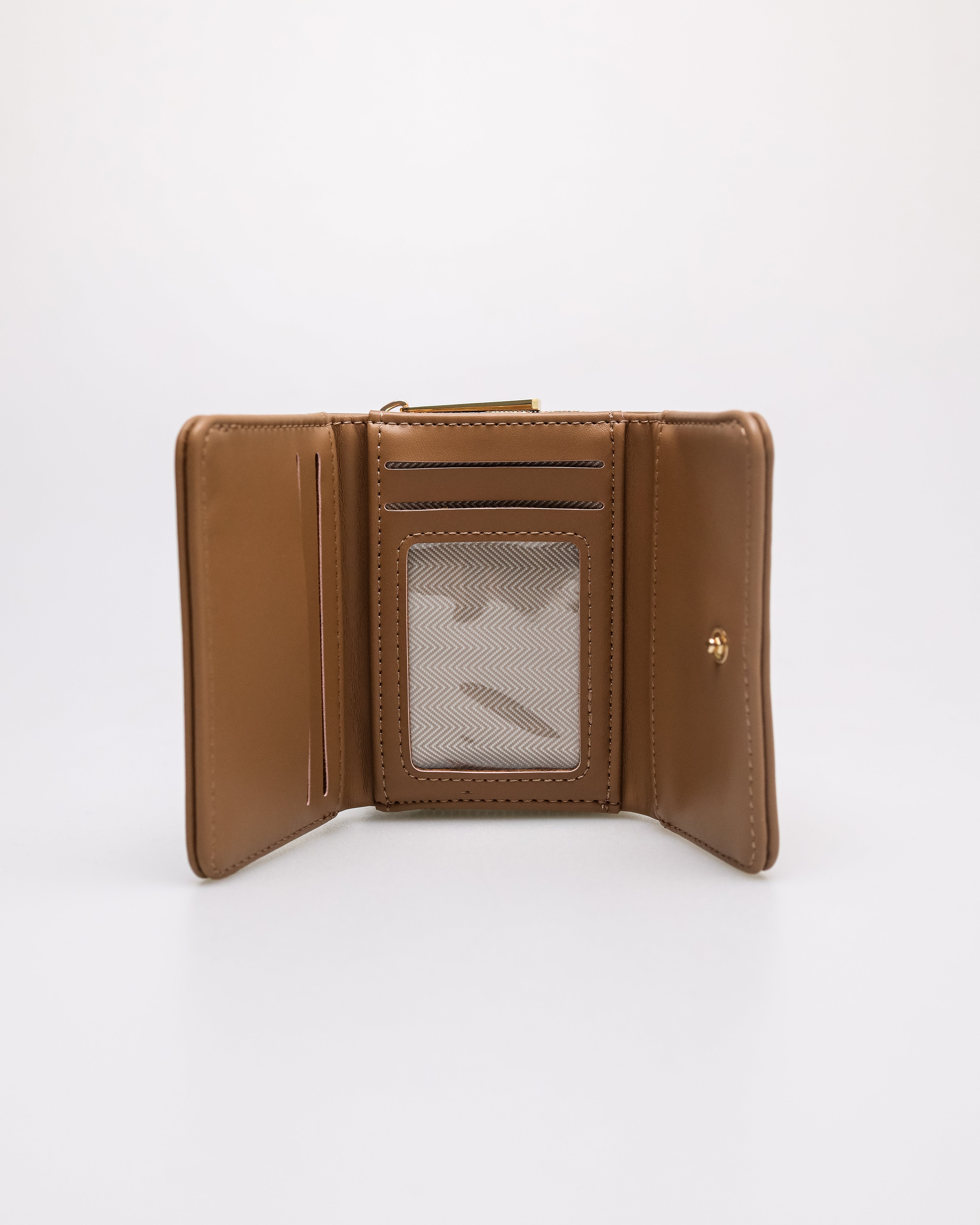 #color_brown