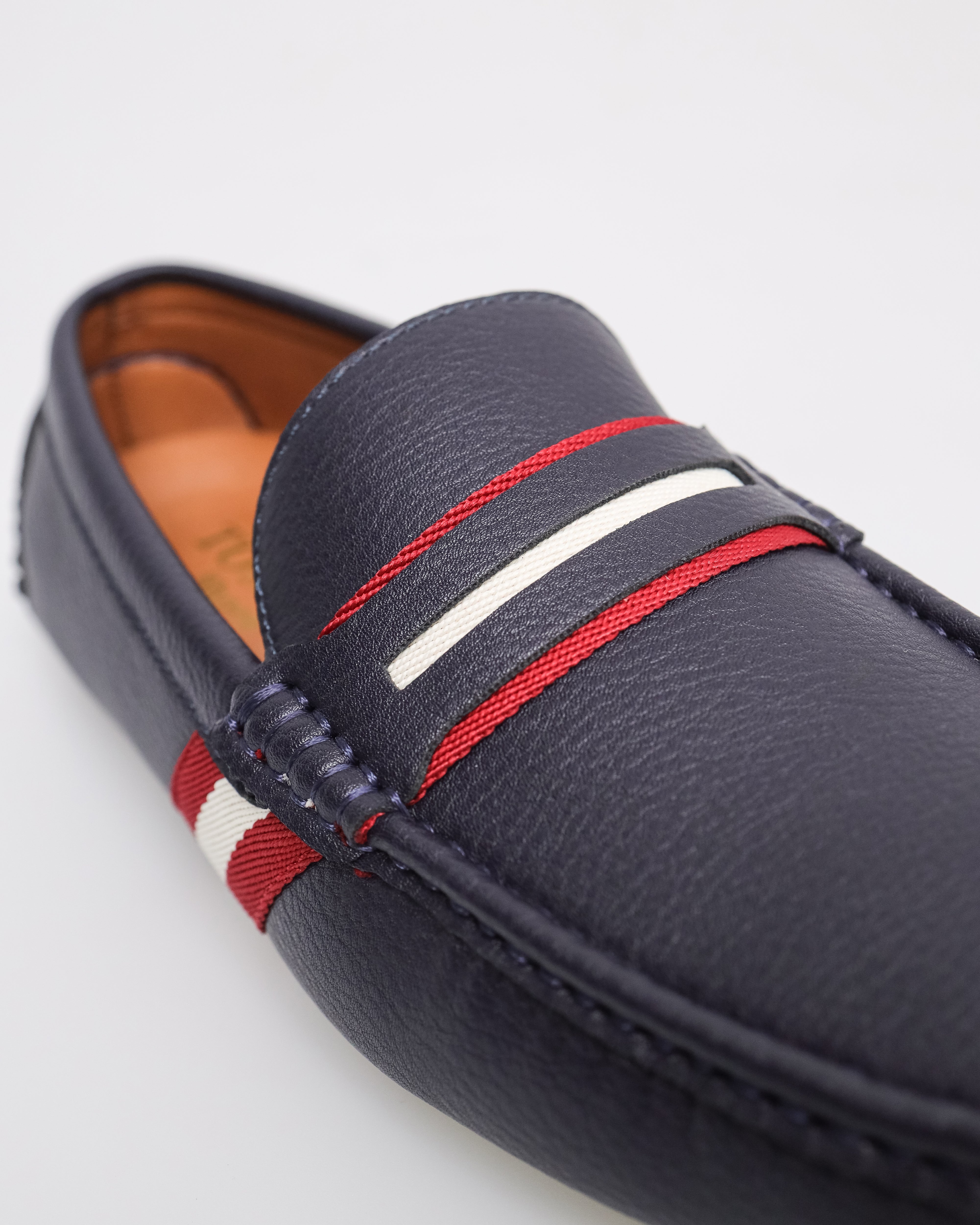 #color_navy