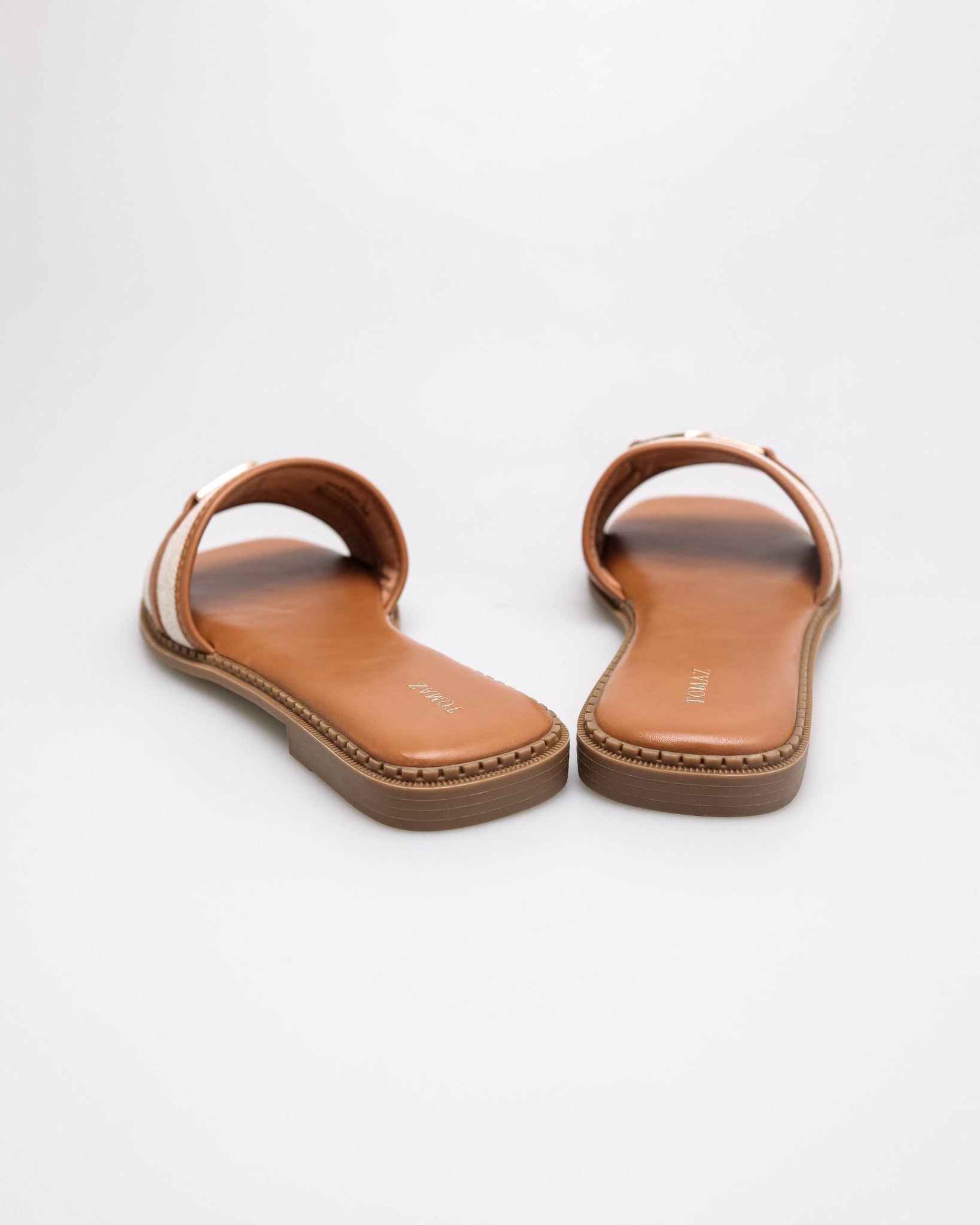#color_brown