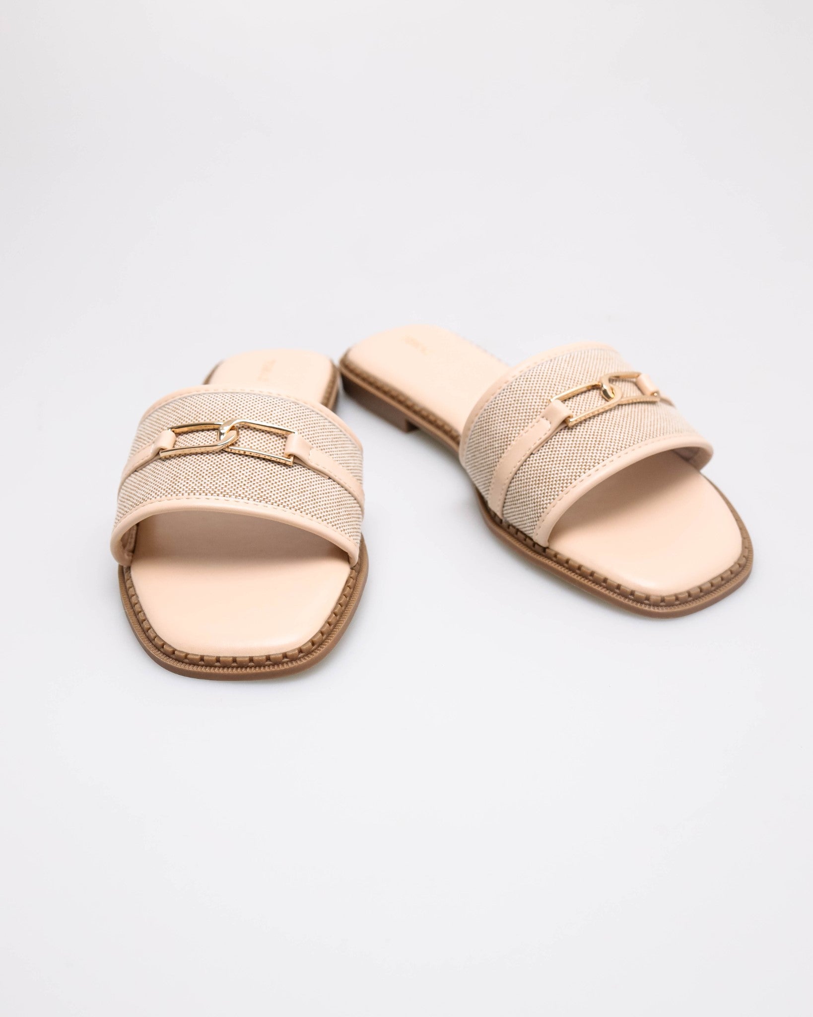 #color_beige