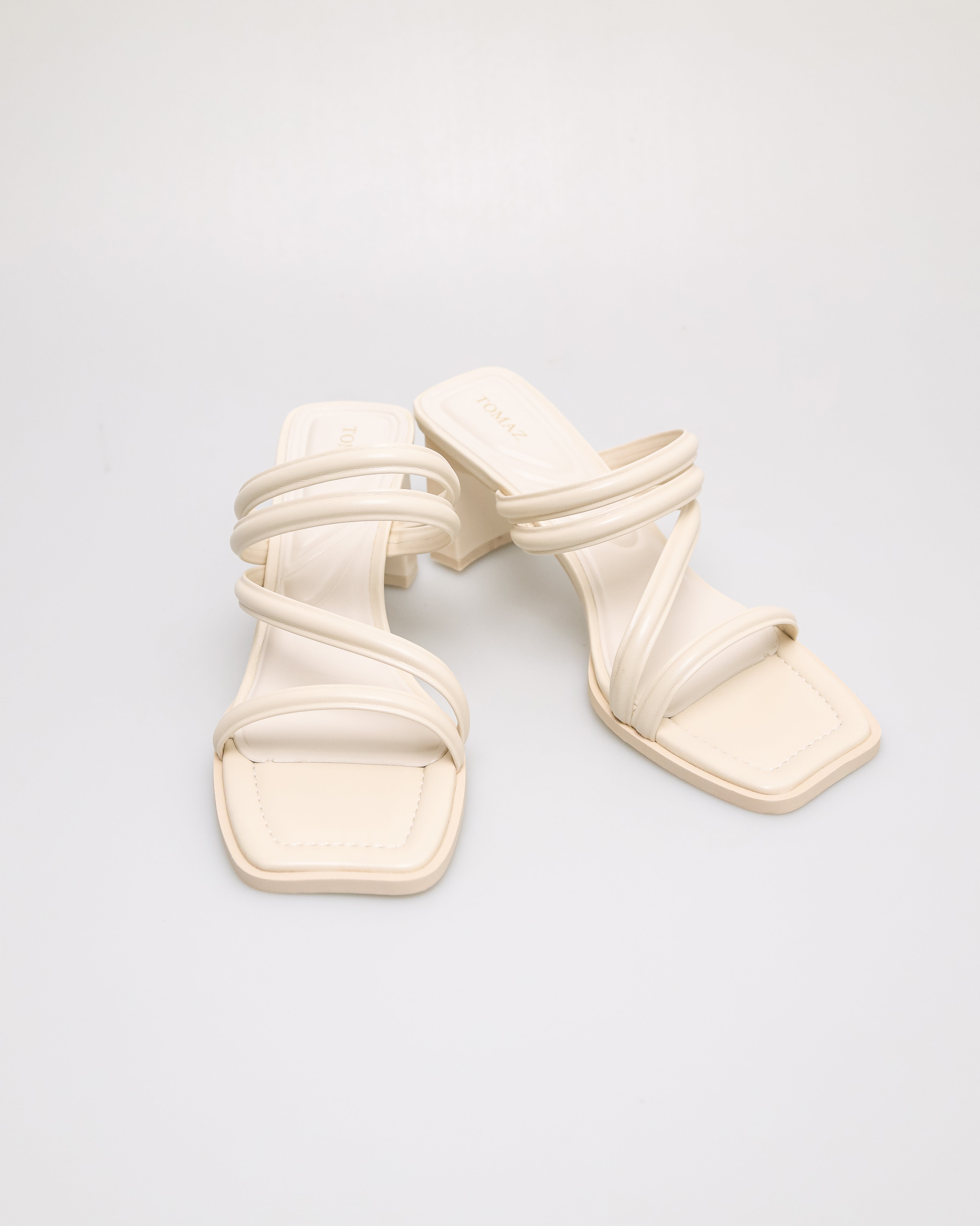 Slip pada Tumit Bertali Wanita Tomaz FL111 (Gading)