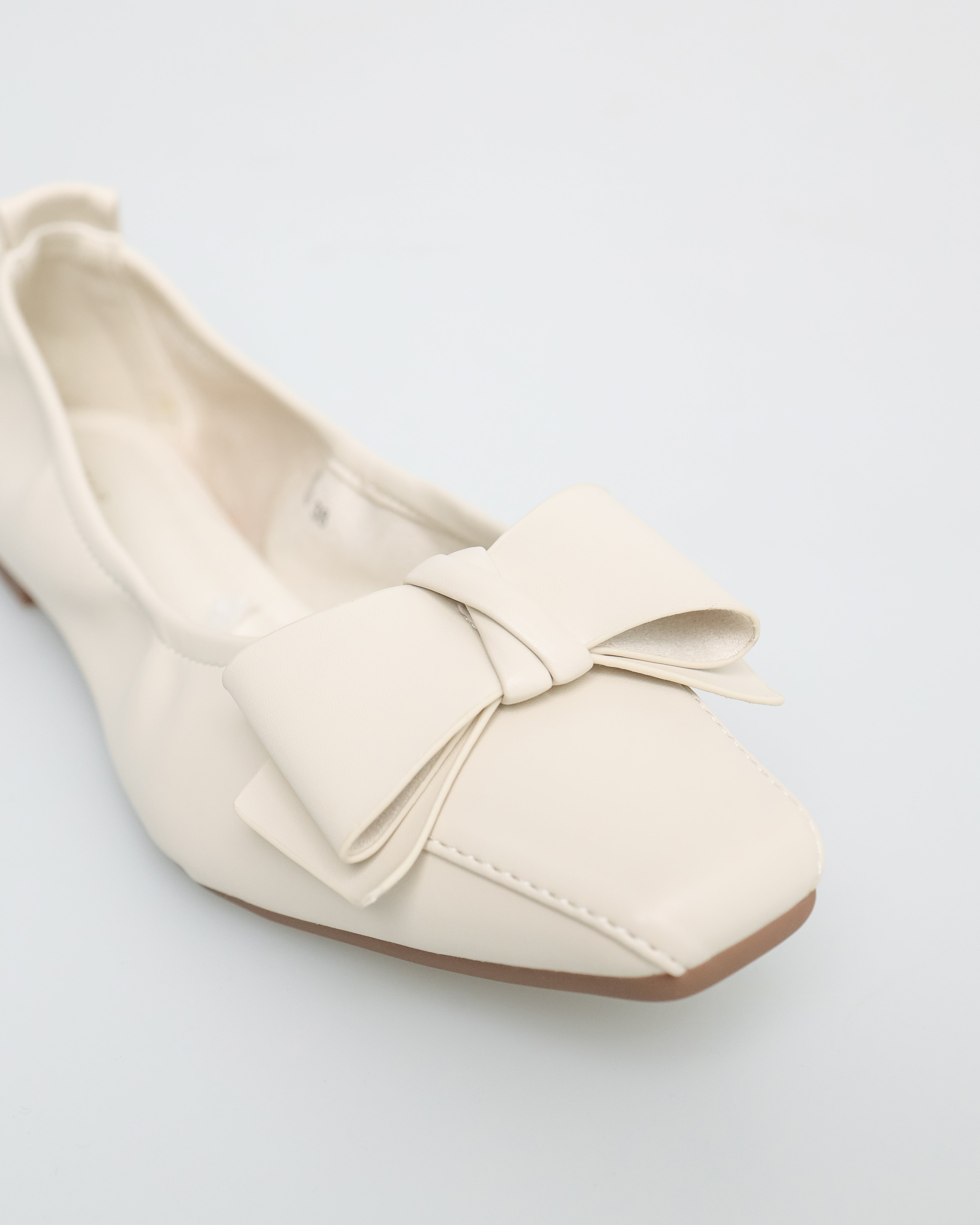 Tomaz NN250 Wanita Ribbon Ballerina Flat Scrunched (Krim)