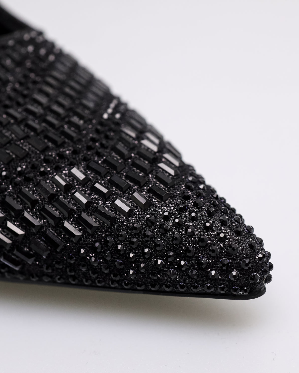 #color_black