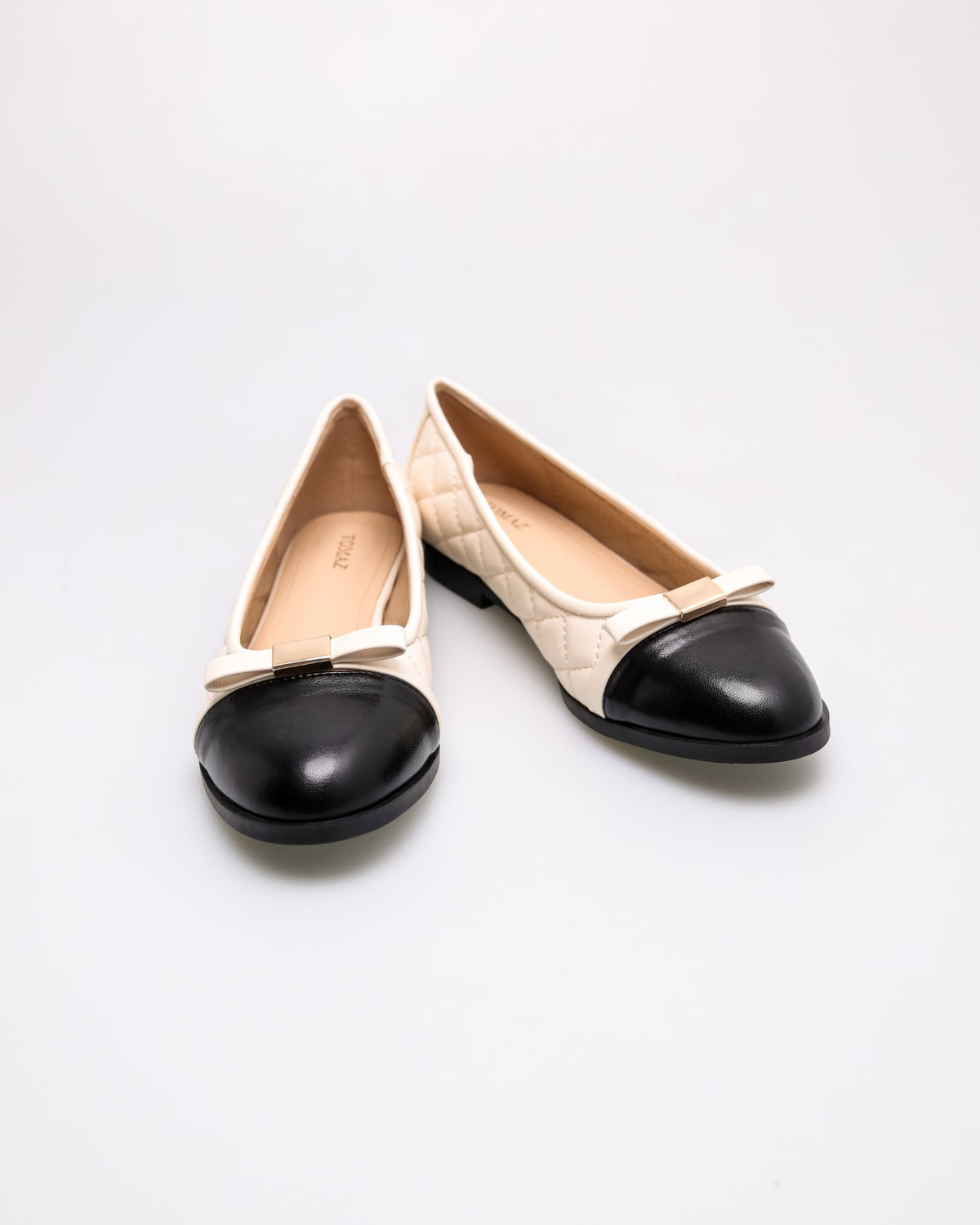 #color_black/cream