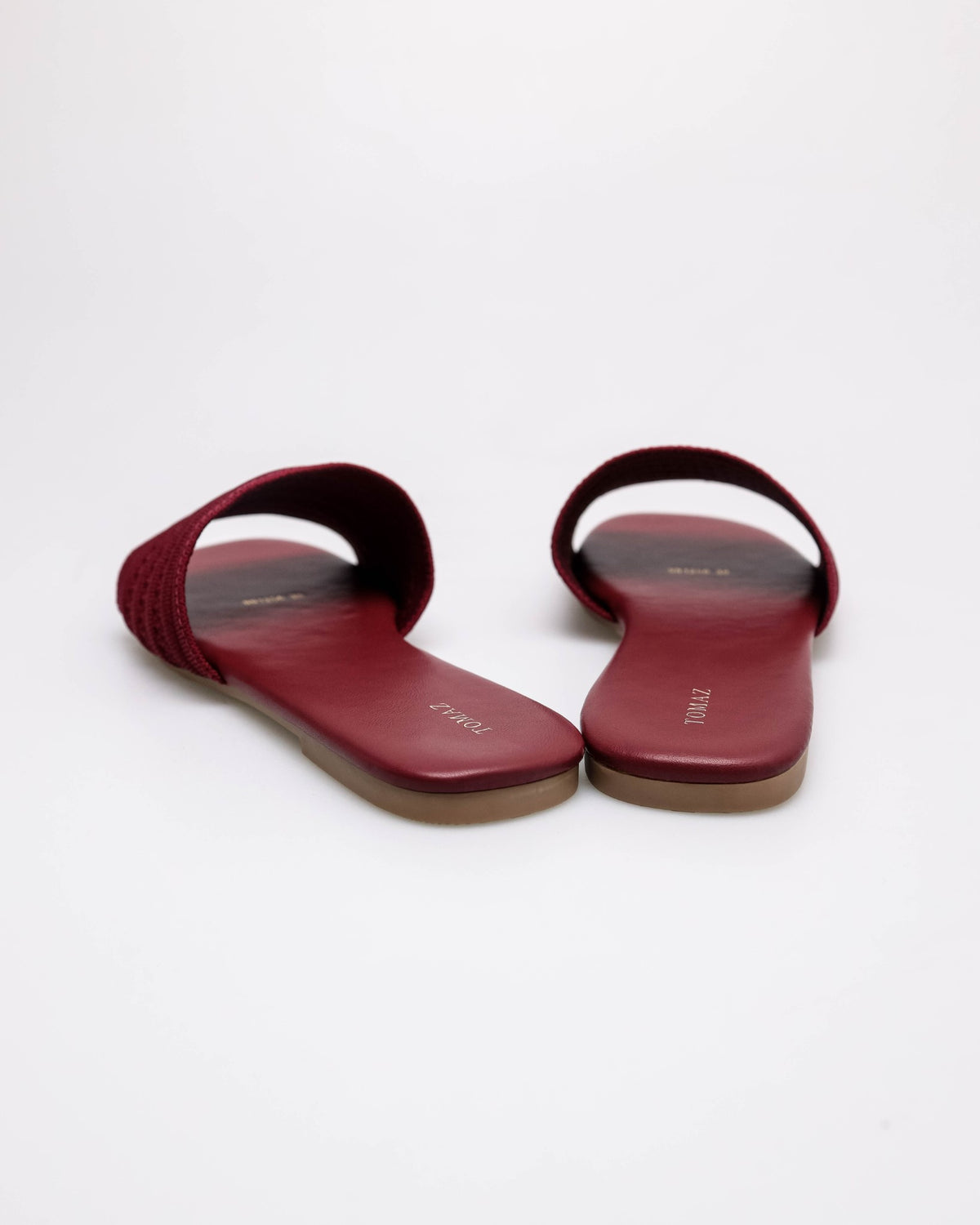#color_maroon