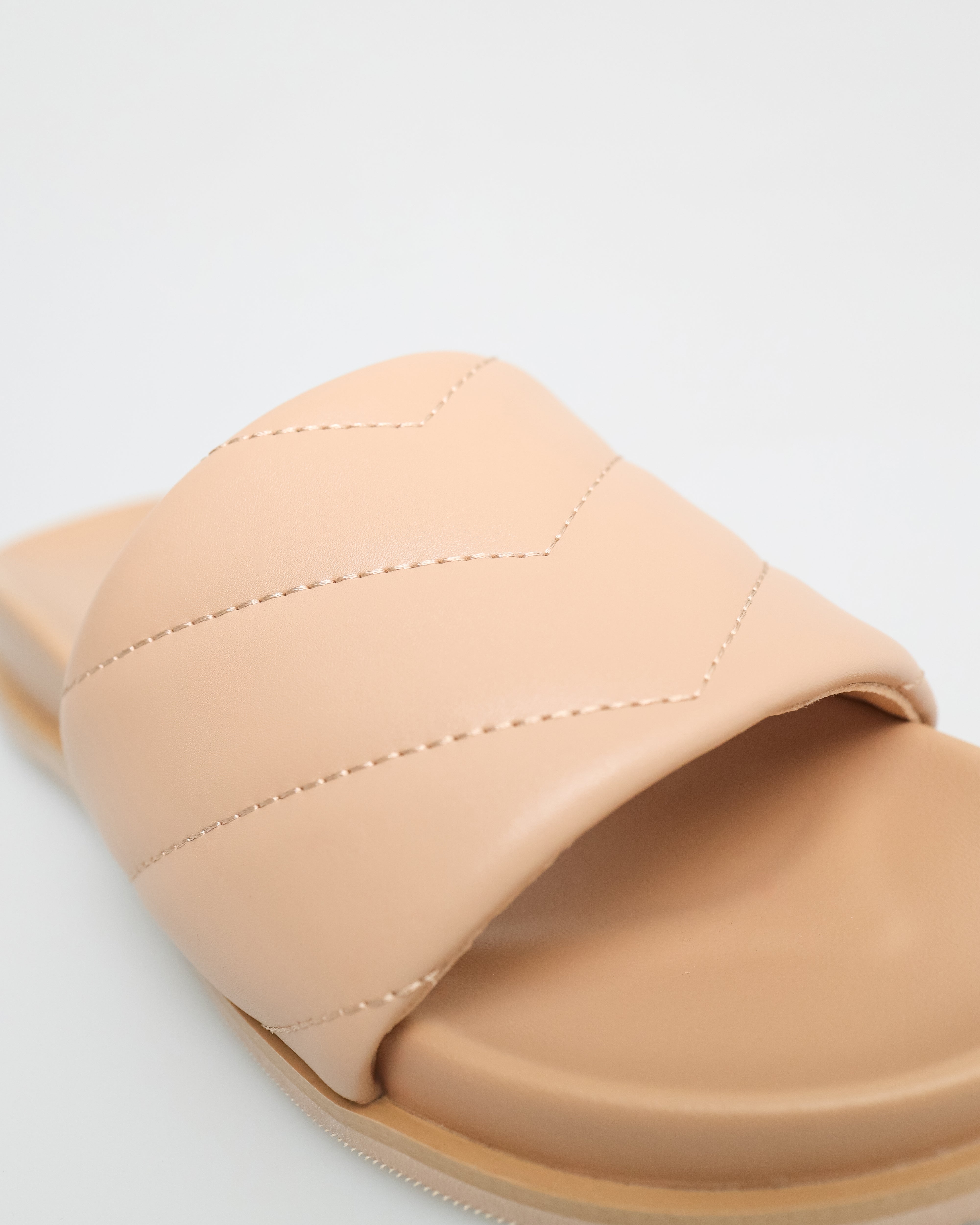 #color_beige