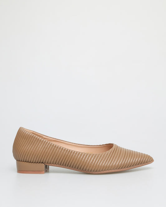 Tomaz FL028 Ladies Pointy Low Heels (Khaki)