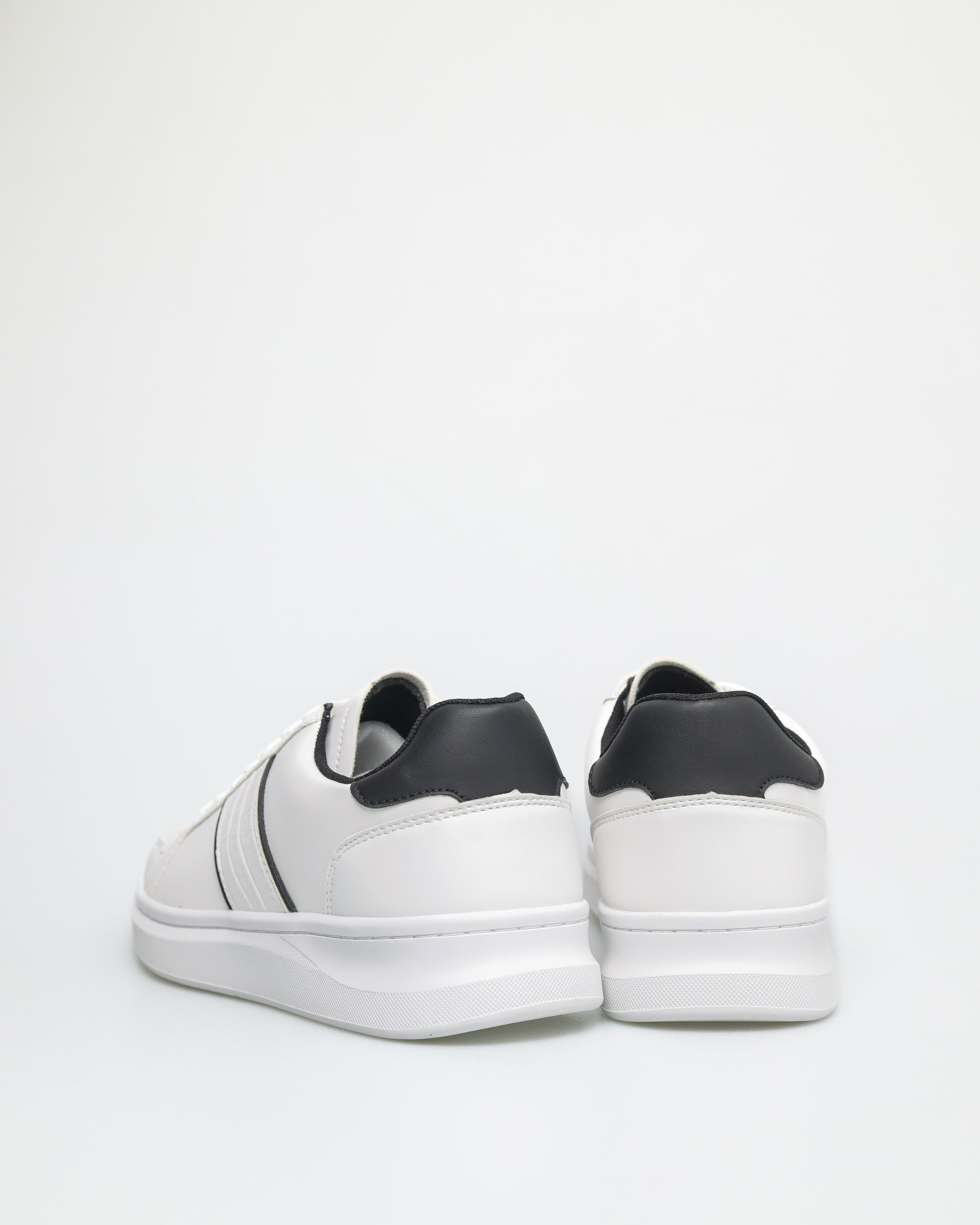 #color_white/black