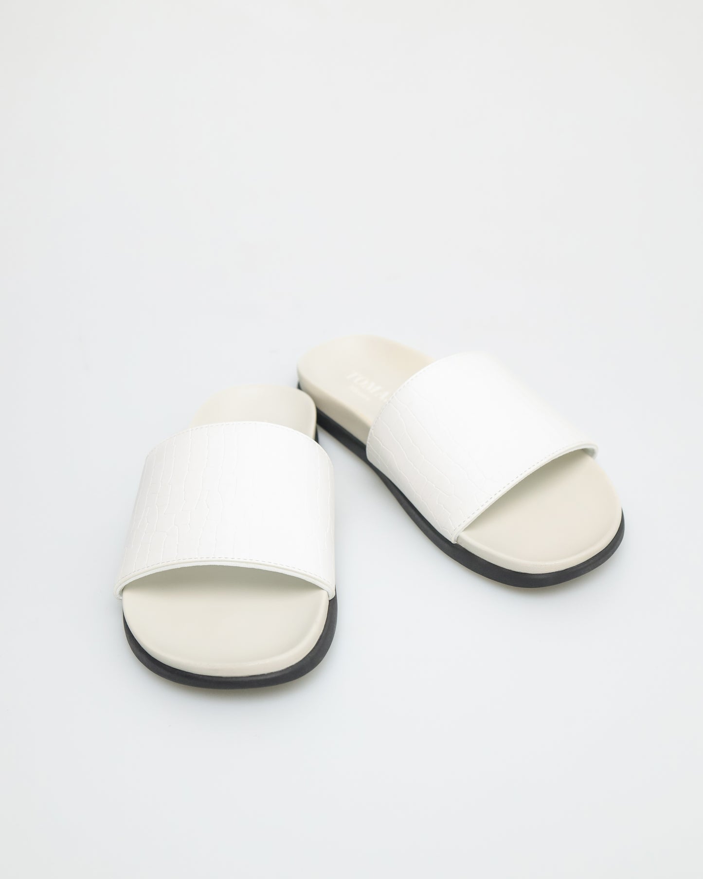 Tomaz C635 Men's Serene Slides (White)