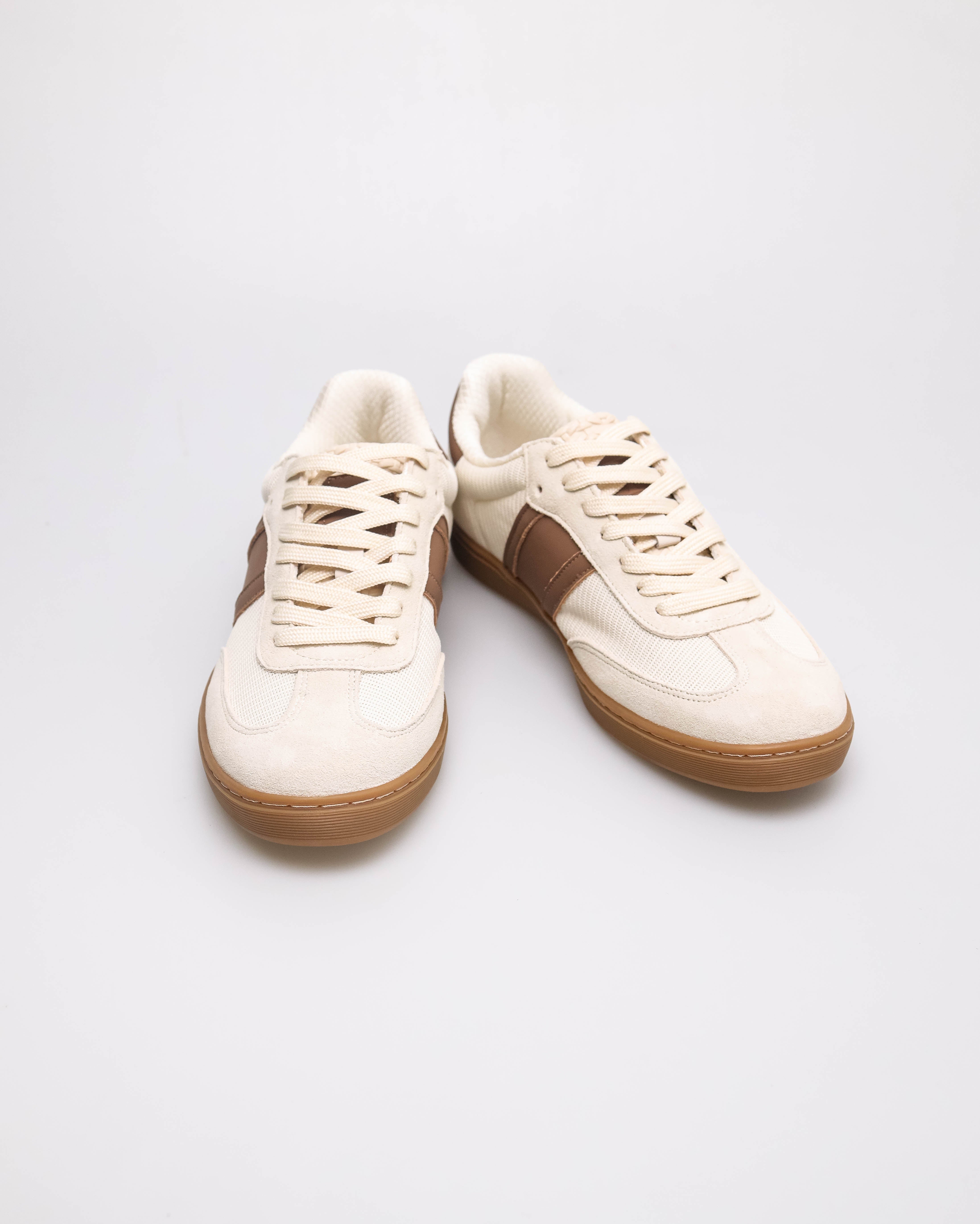 #color_apricot/beige