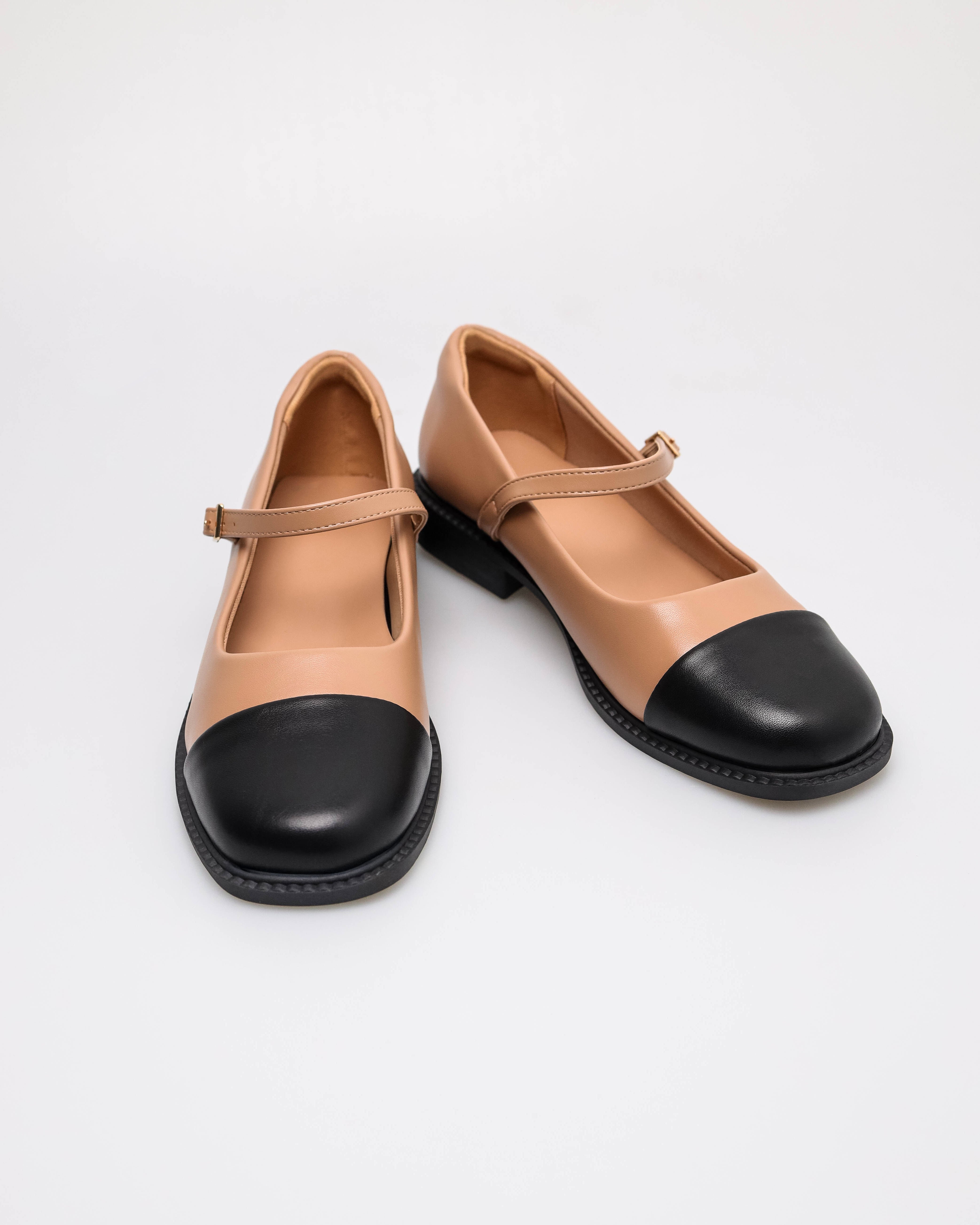 #color_black/beige