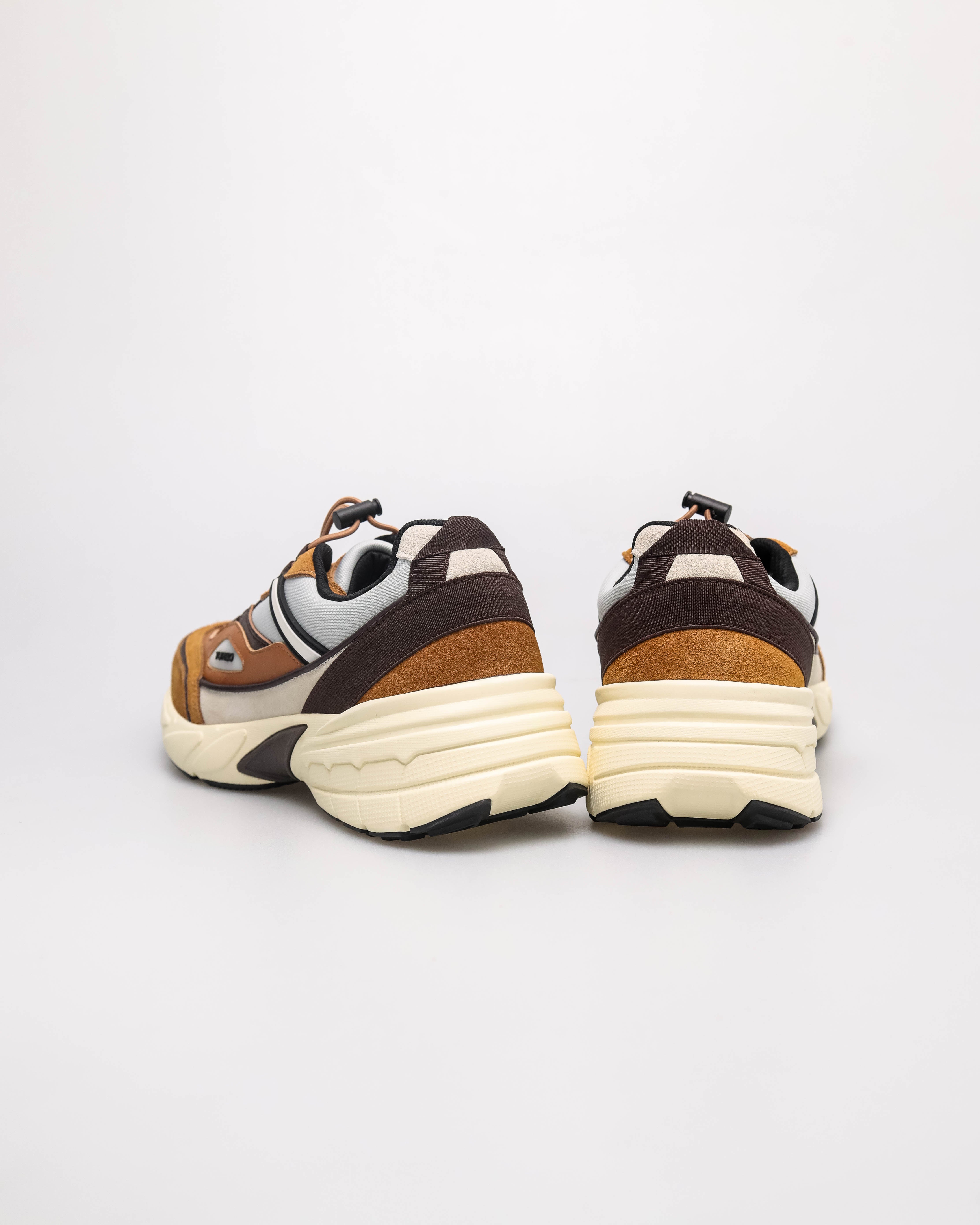 #color_brown