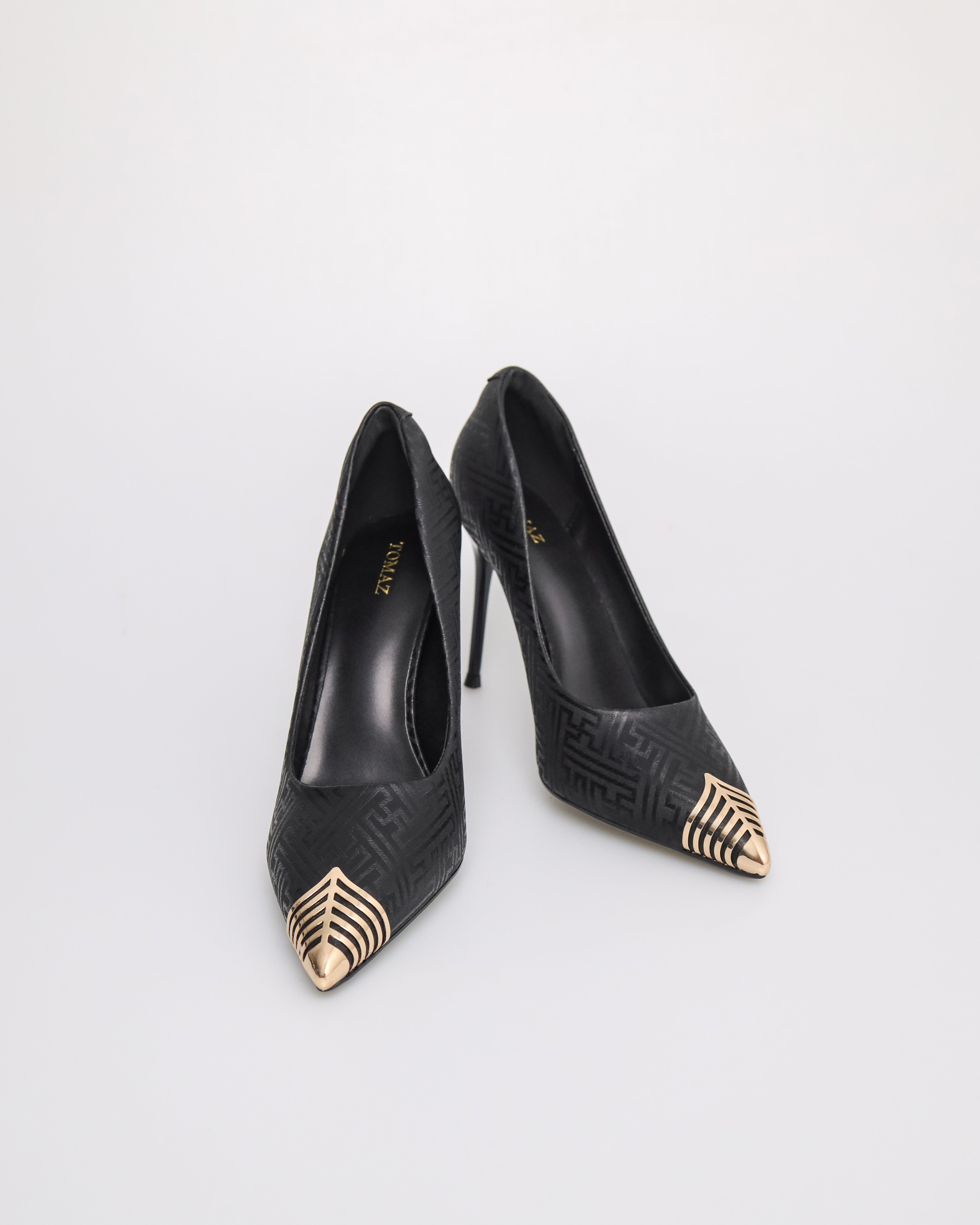 Tumit Belang Runcing Emas Tomaz FL068 Wanita (Hitam)