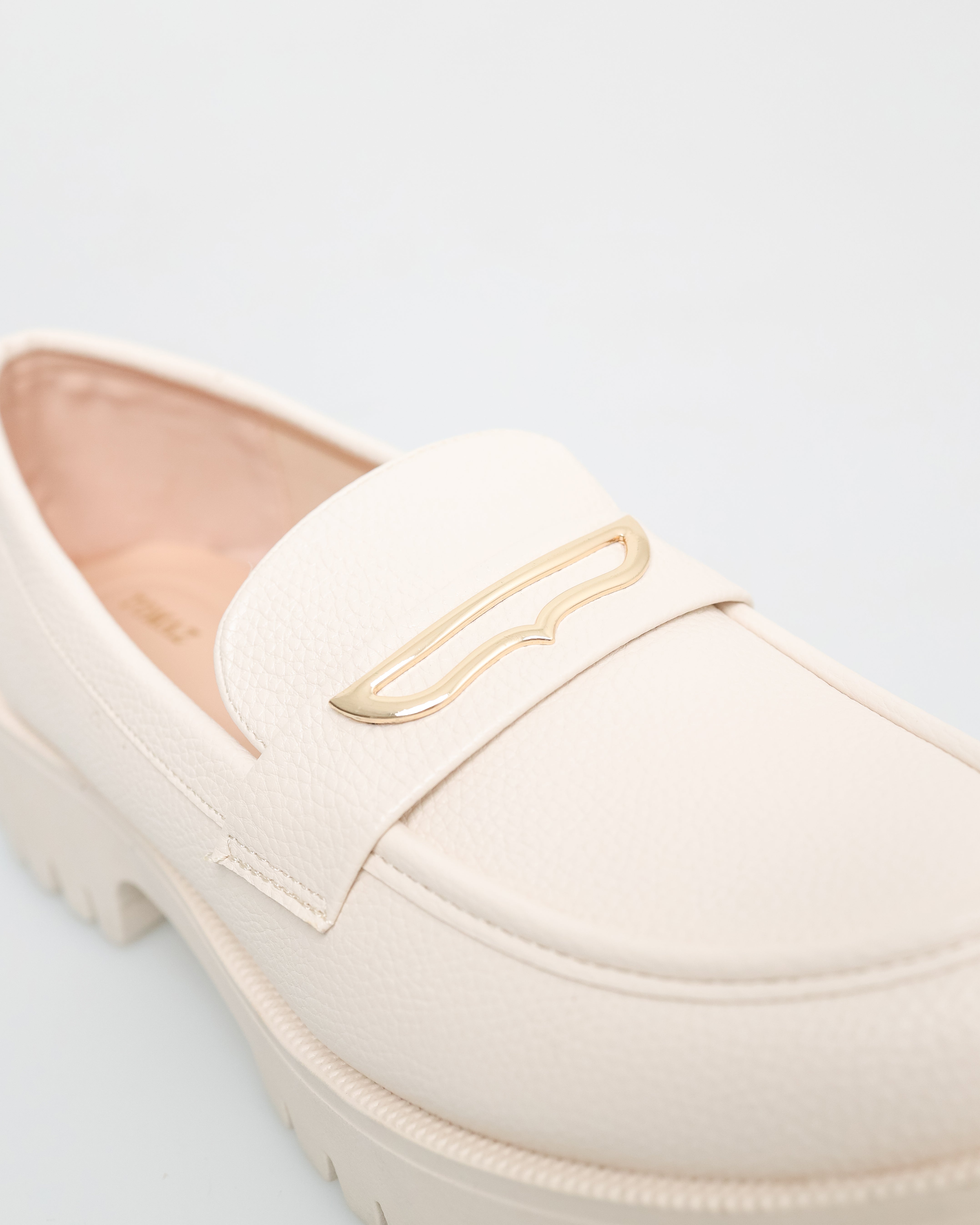 #color_beige