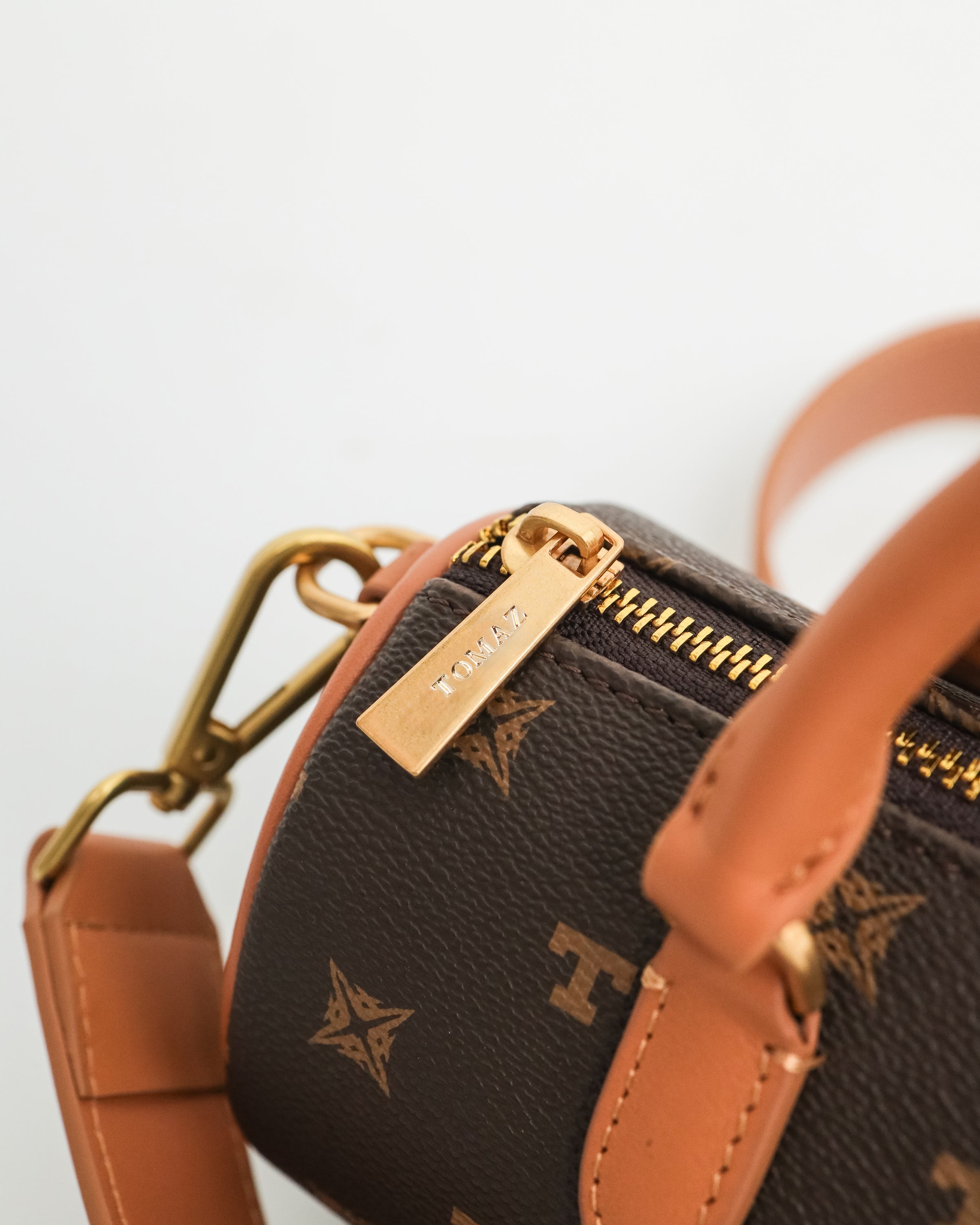 Beg Tong Monogram Wanita Tomaz BL248 (Coklat/Sawo matang)
