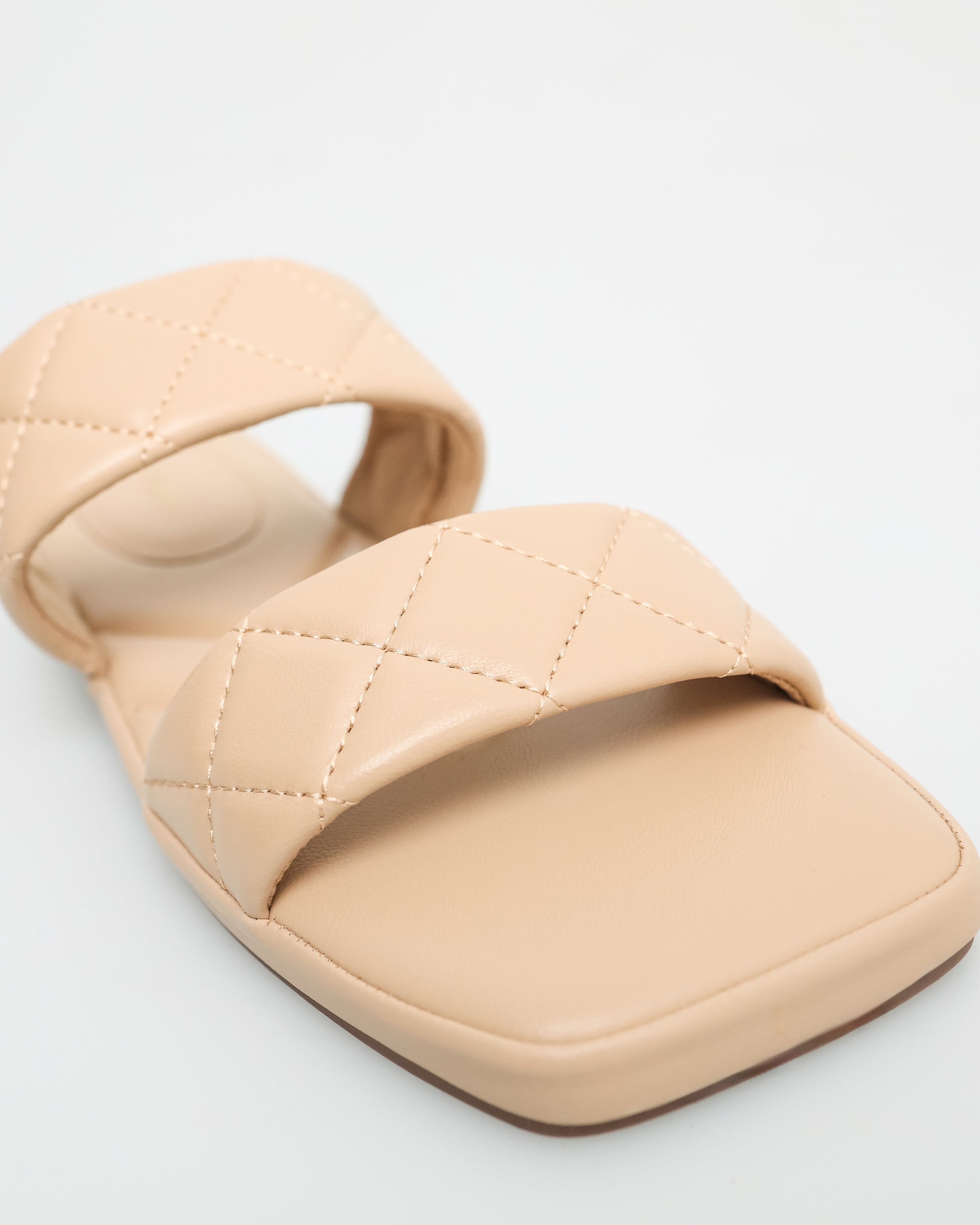 #color_beige