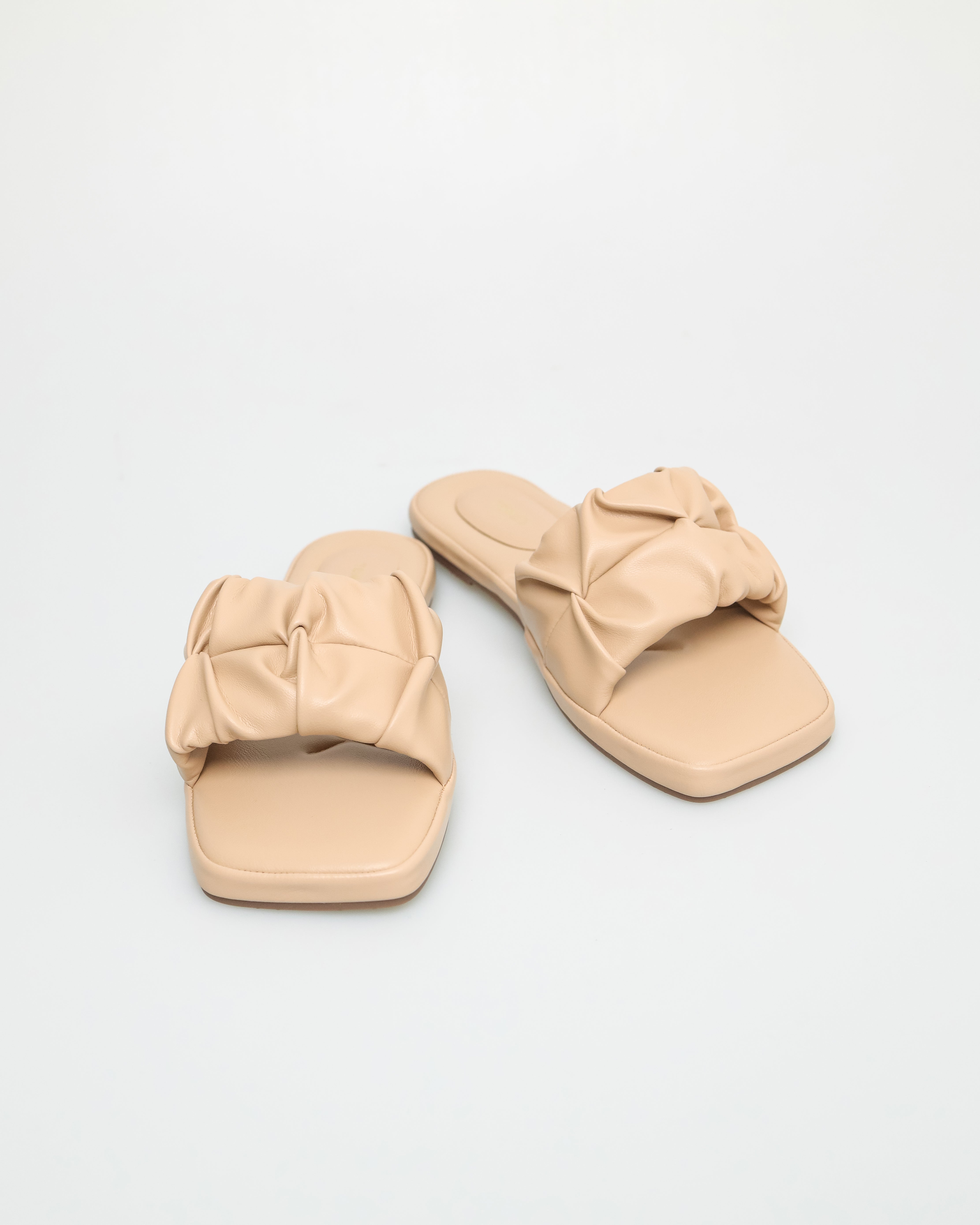 #color_beige