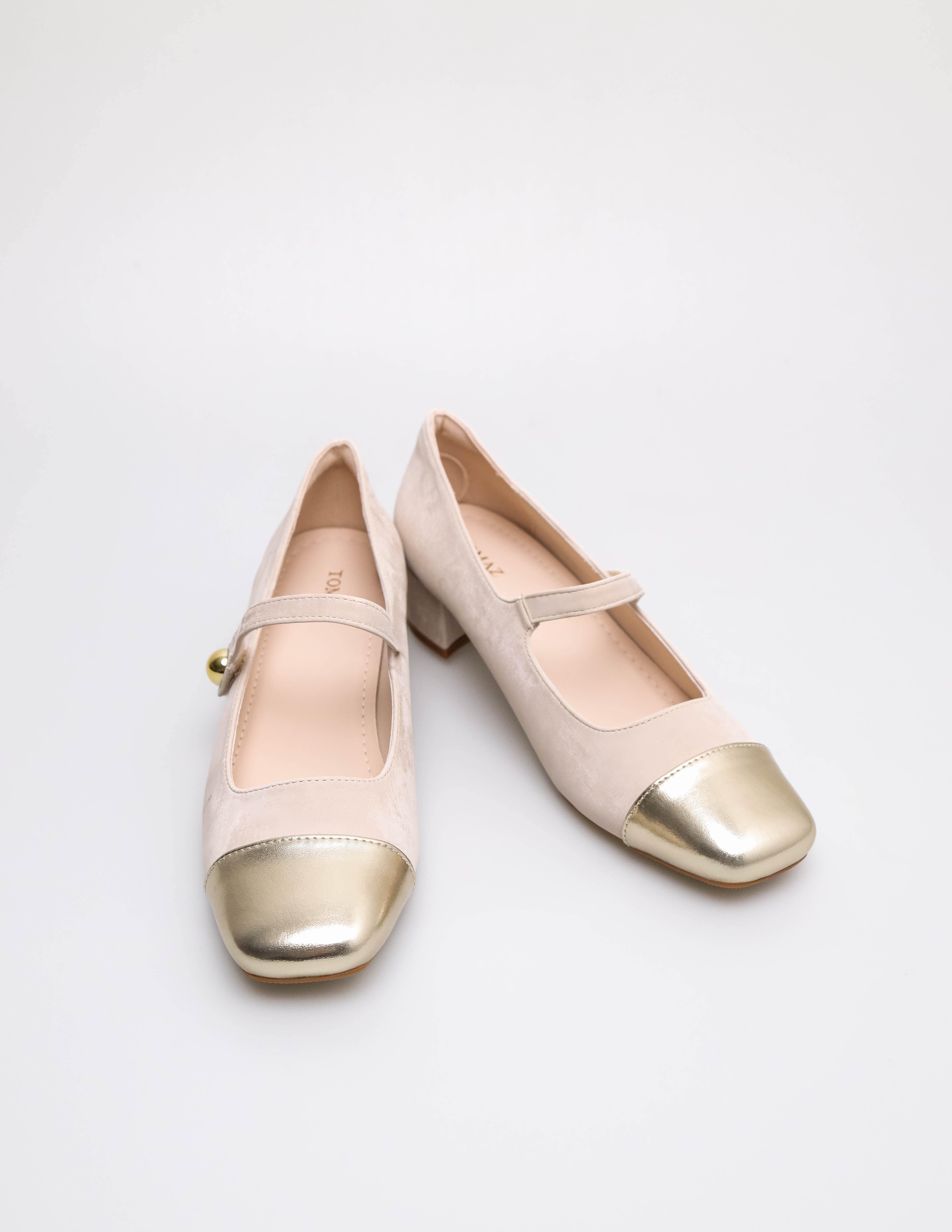 #color_blush/beige