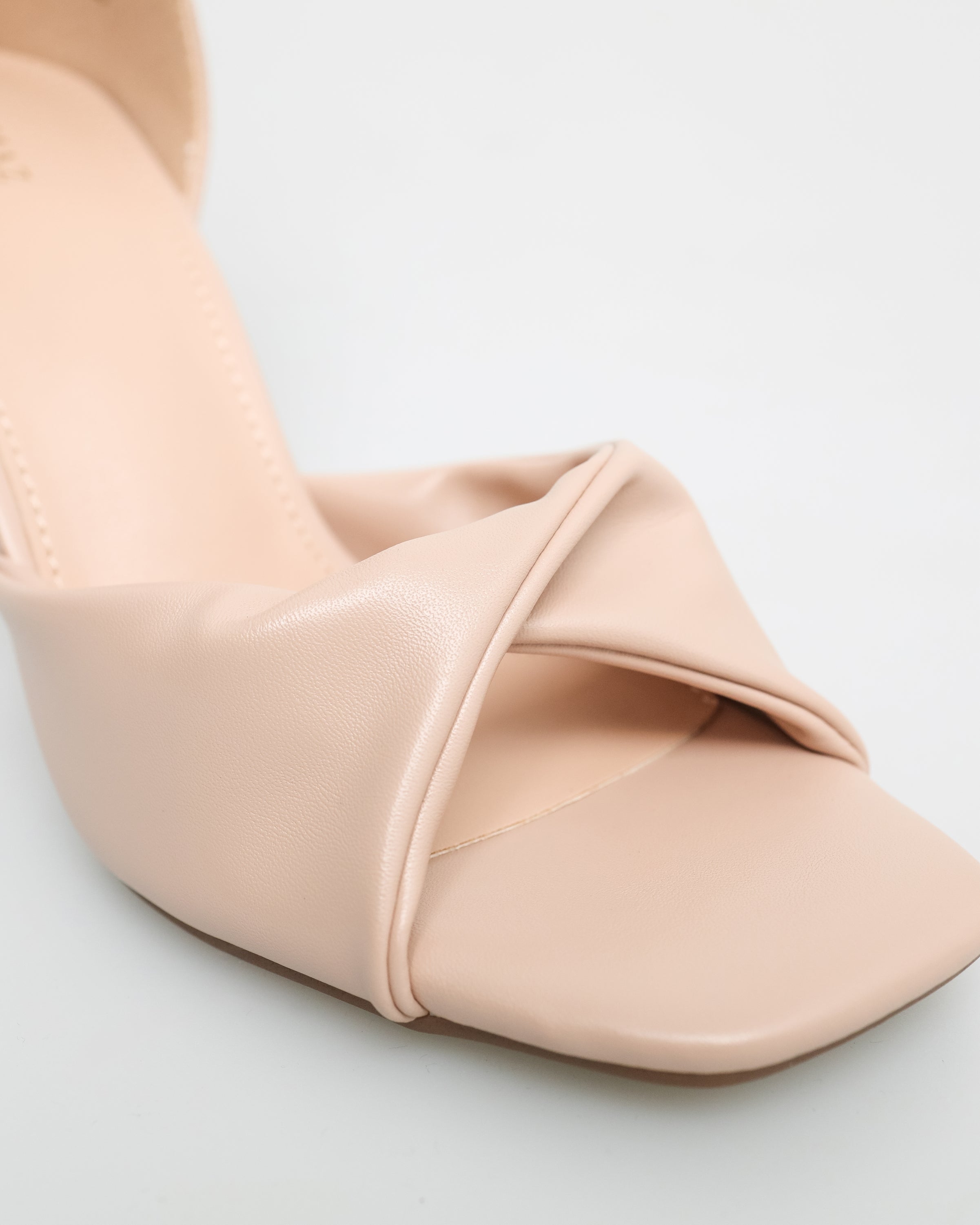 #color_beige