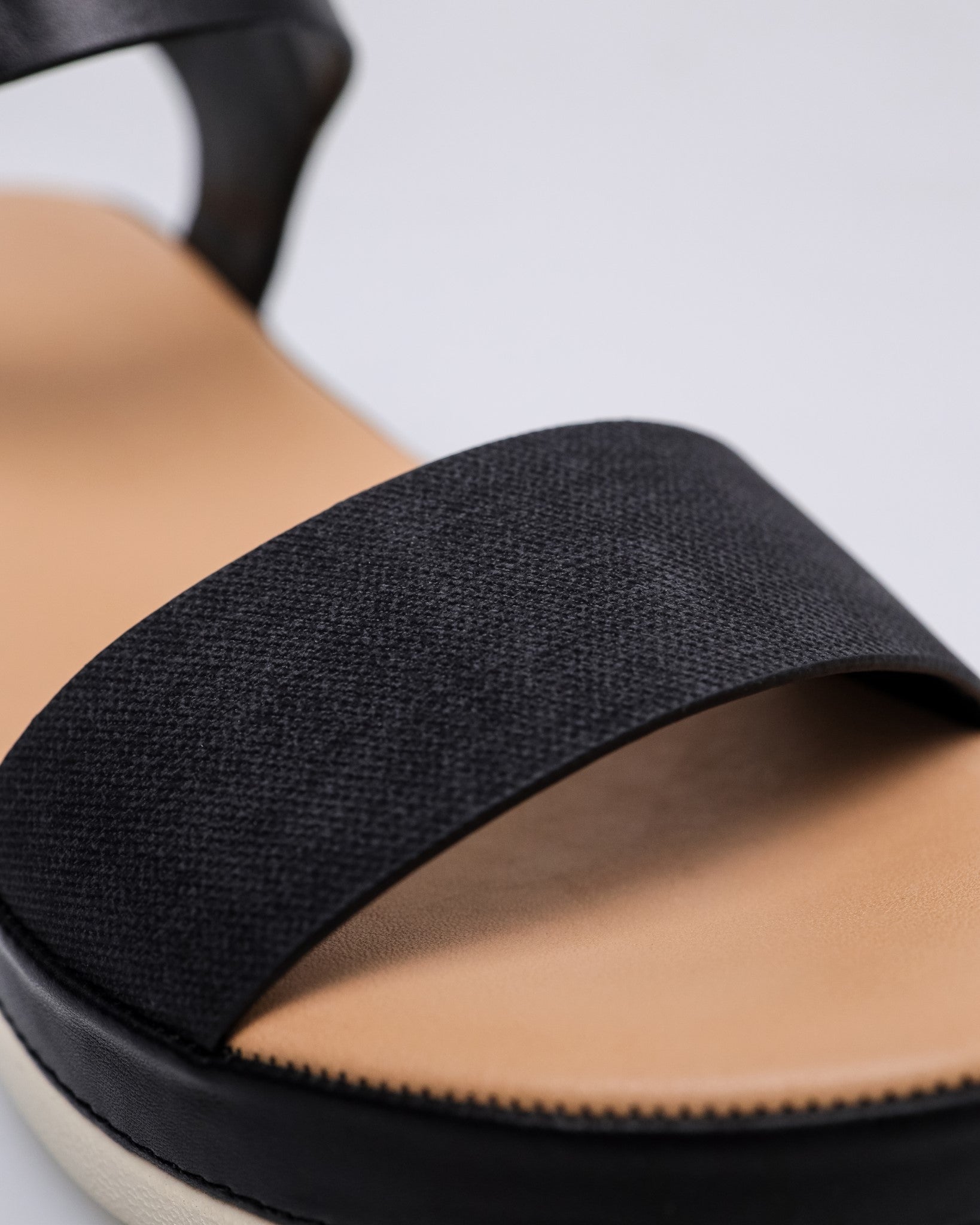 Tomaz NN563 Ladies Gold Buckle Sandal