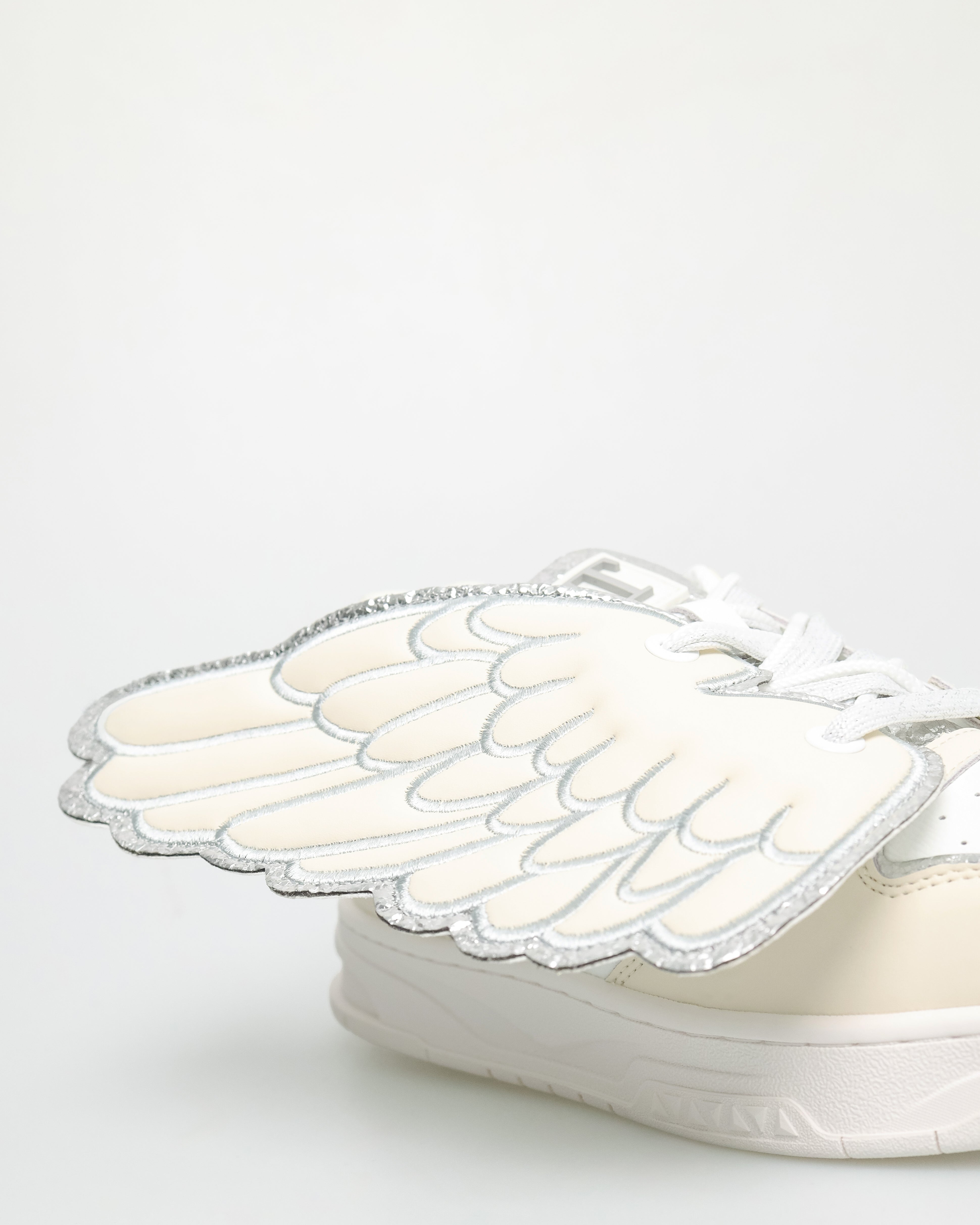 #color_white