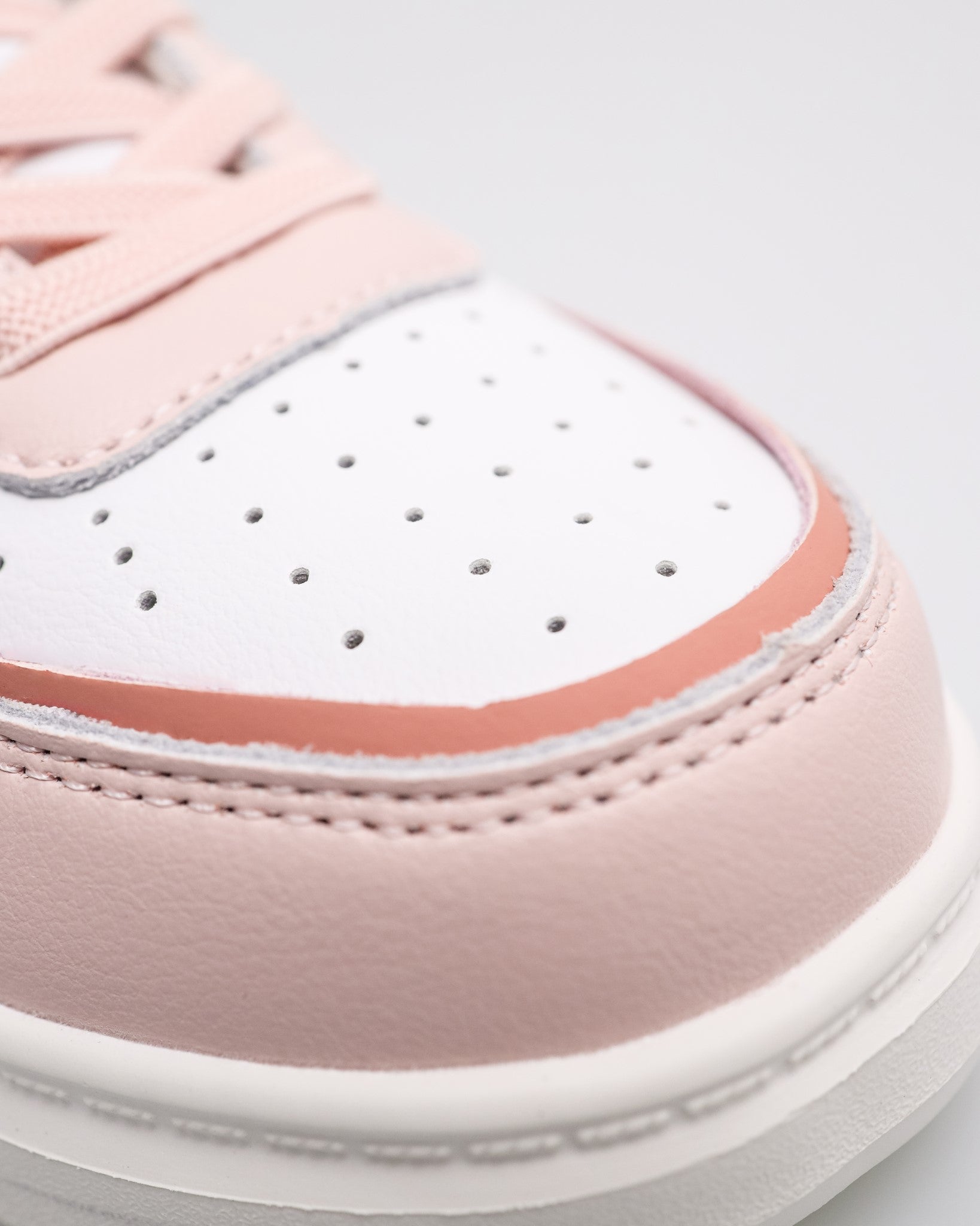 #color_pink/white