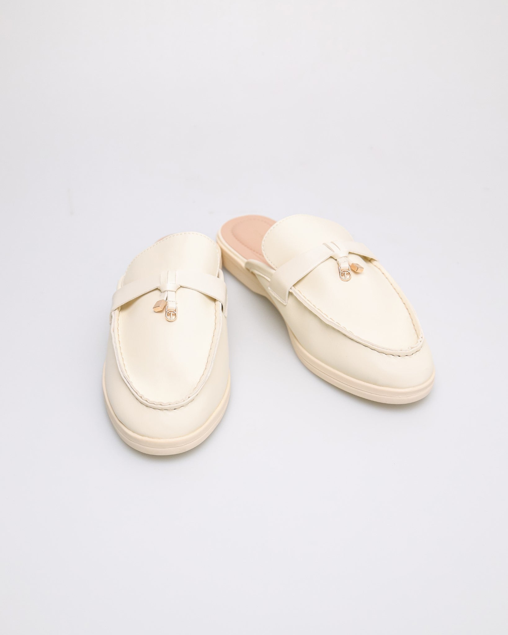 #color_beige